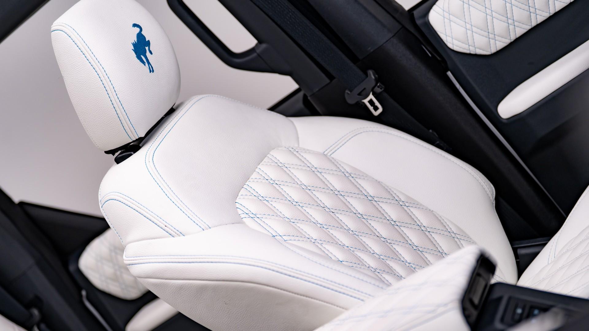 2025 FORD BRONCO in Baby Blue, photo 20 of 60
