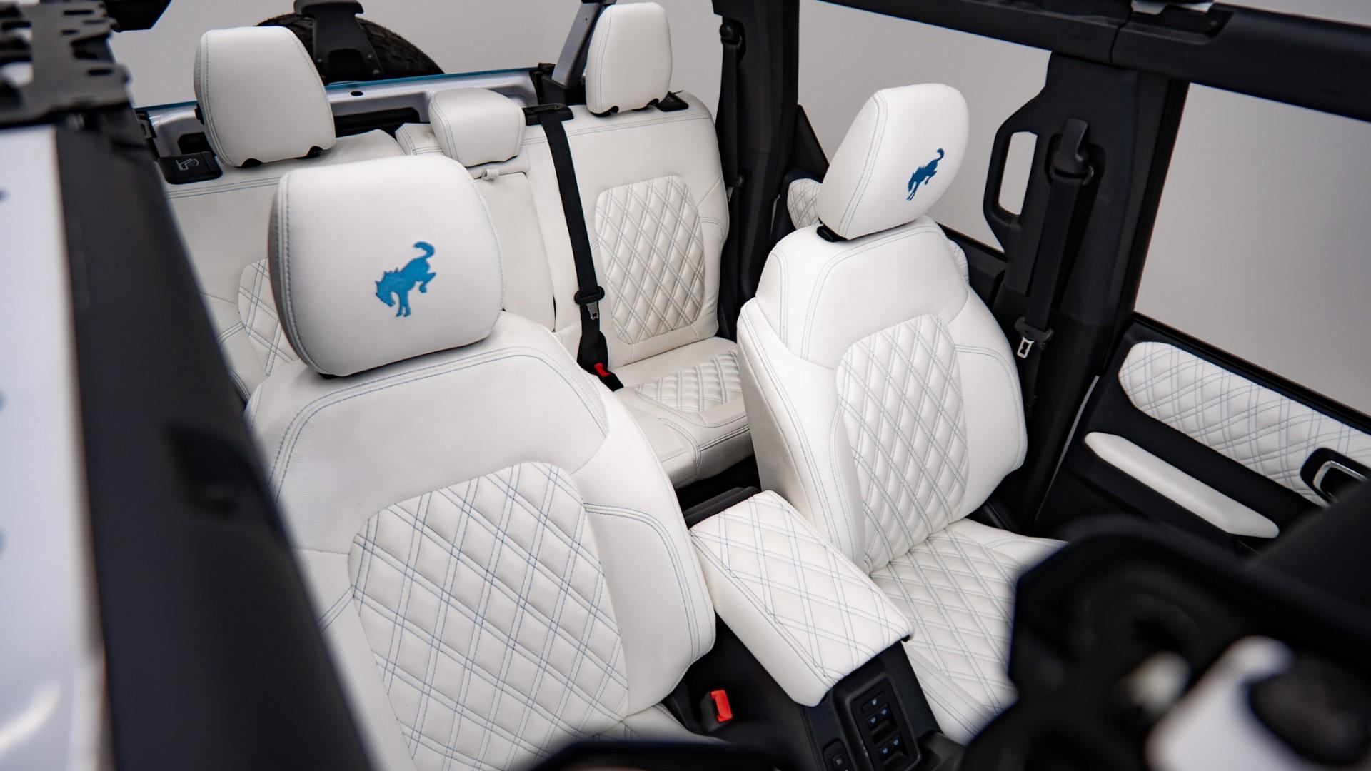 2025 FORD BRONCO in Baby Blue, photo 22 of 60