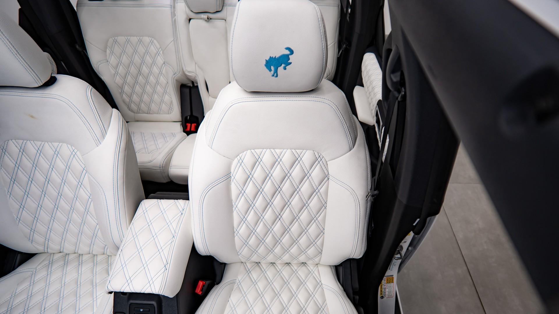 2025 FORD BRONCO in Baby Blue, photo 25 of 60