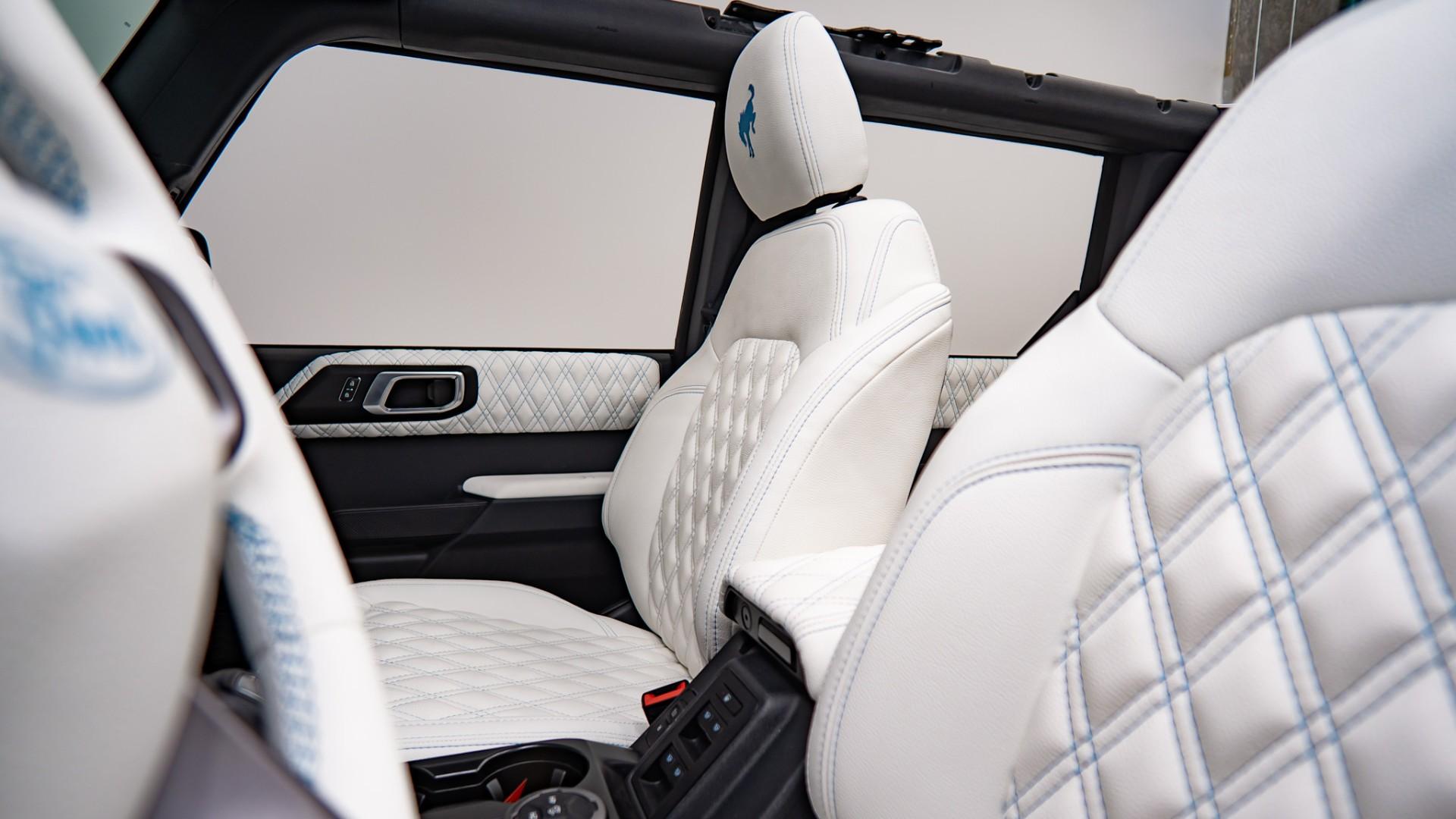 2025 FORD BRONCO in Baby Blue, photo 29 of 60