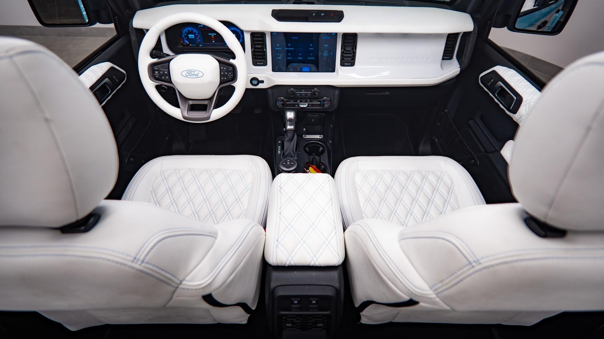 2025 FORD BRONCO in Baby Blue, photo 2 of 60