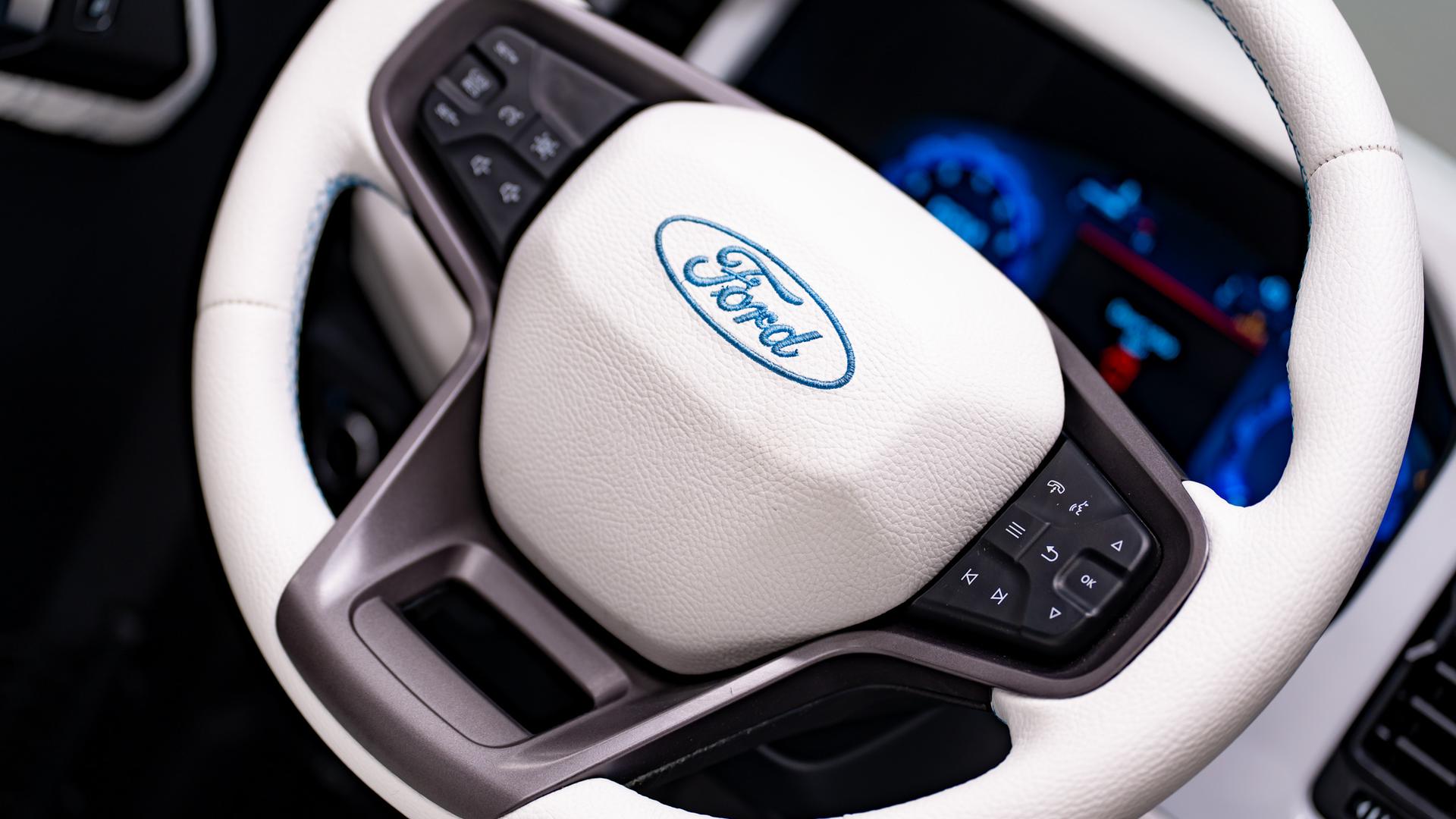 2025 FORD BRONCO in Baby Blue, photo 37 of 60