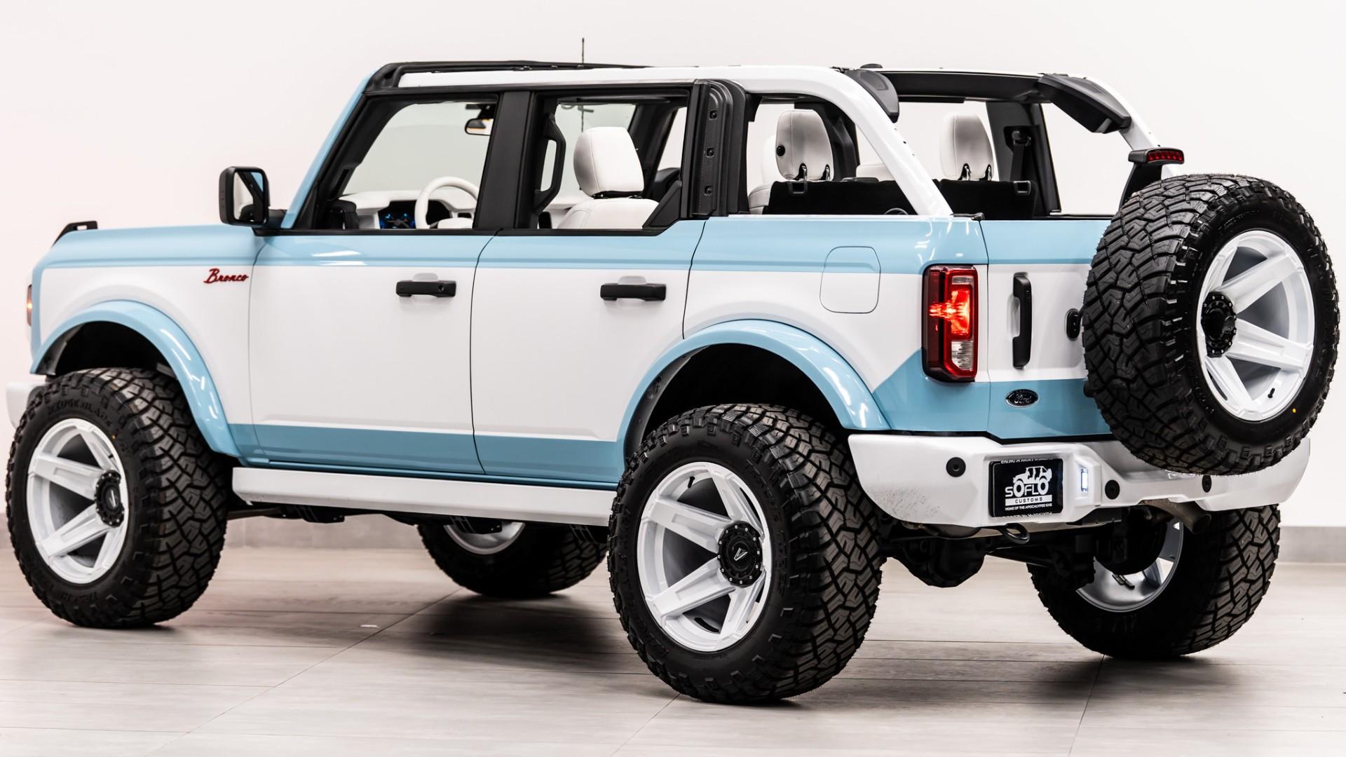 2025 FORD BRONCO in Baby Blue, photo 15 of 60