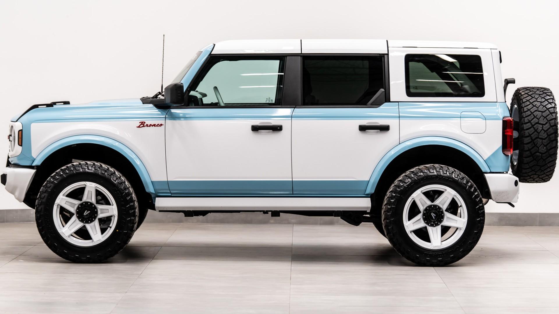 2025 FORD BRONCO in Baby Blue, photo 11 of 60