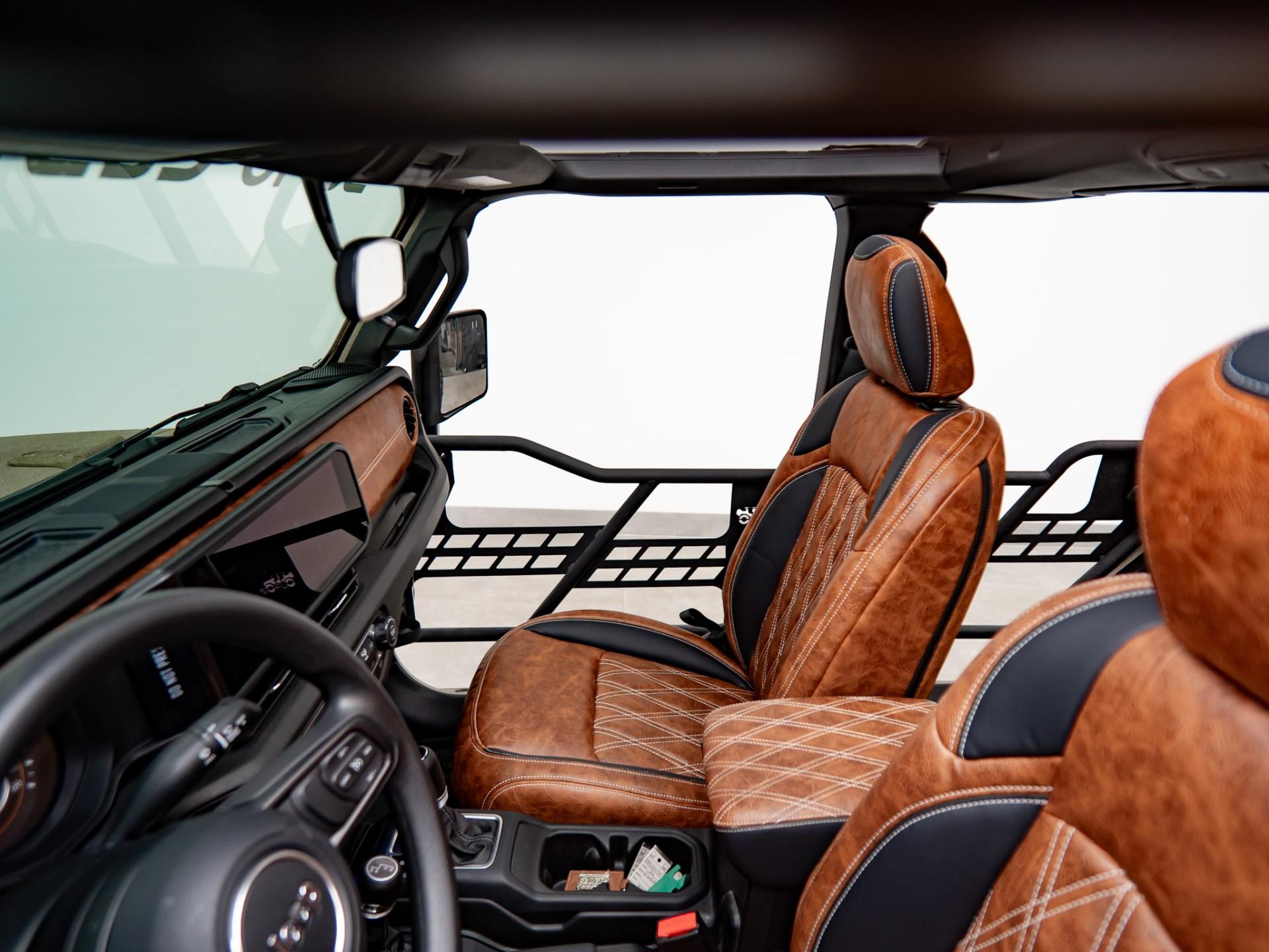 2026 JEEP GLADIATOR in Tan, photo 26 of 60