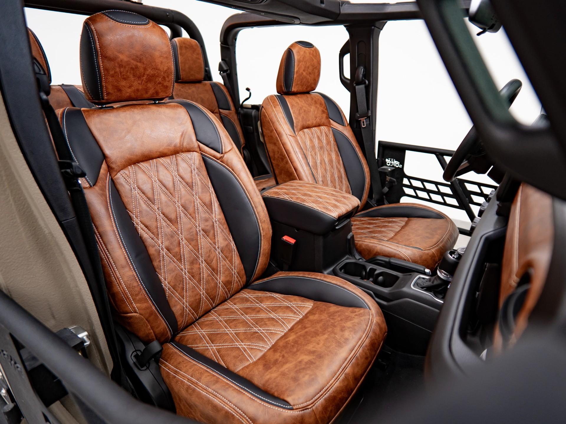2026 JEEP GLADIATOR in Tan, photo 33 of 60