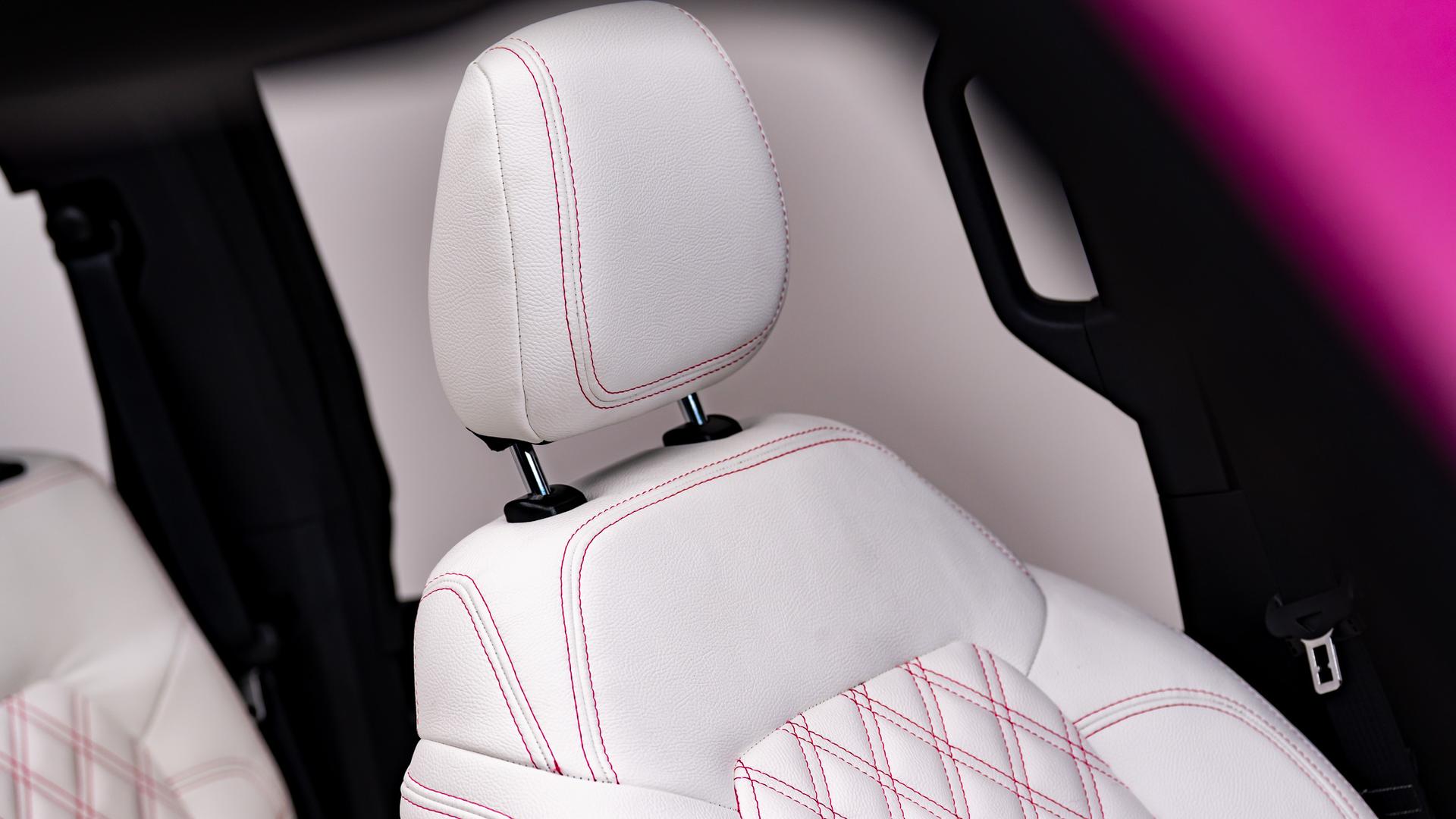 2025 FORD BRONCO in Pink, photo 38 of 60