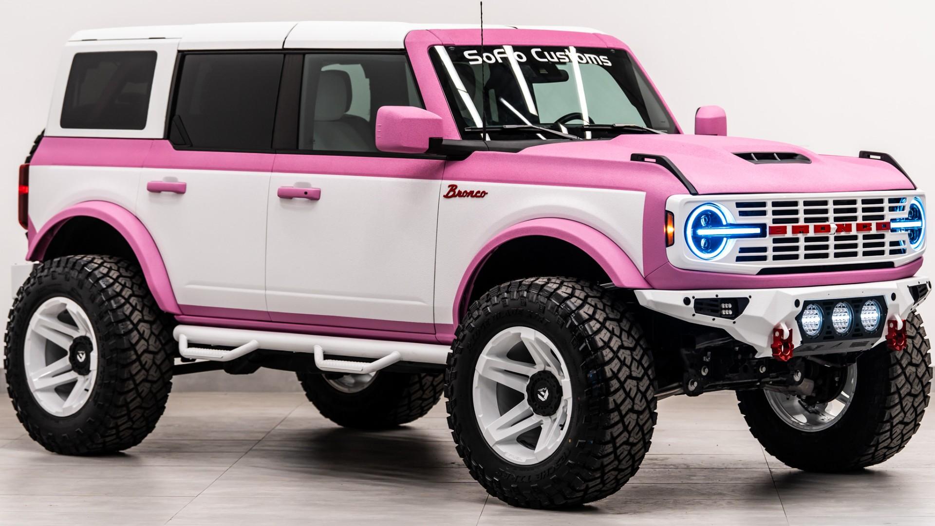 2025 FORD BRONCO in Pink, photo 6 of 60