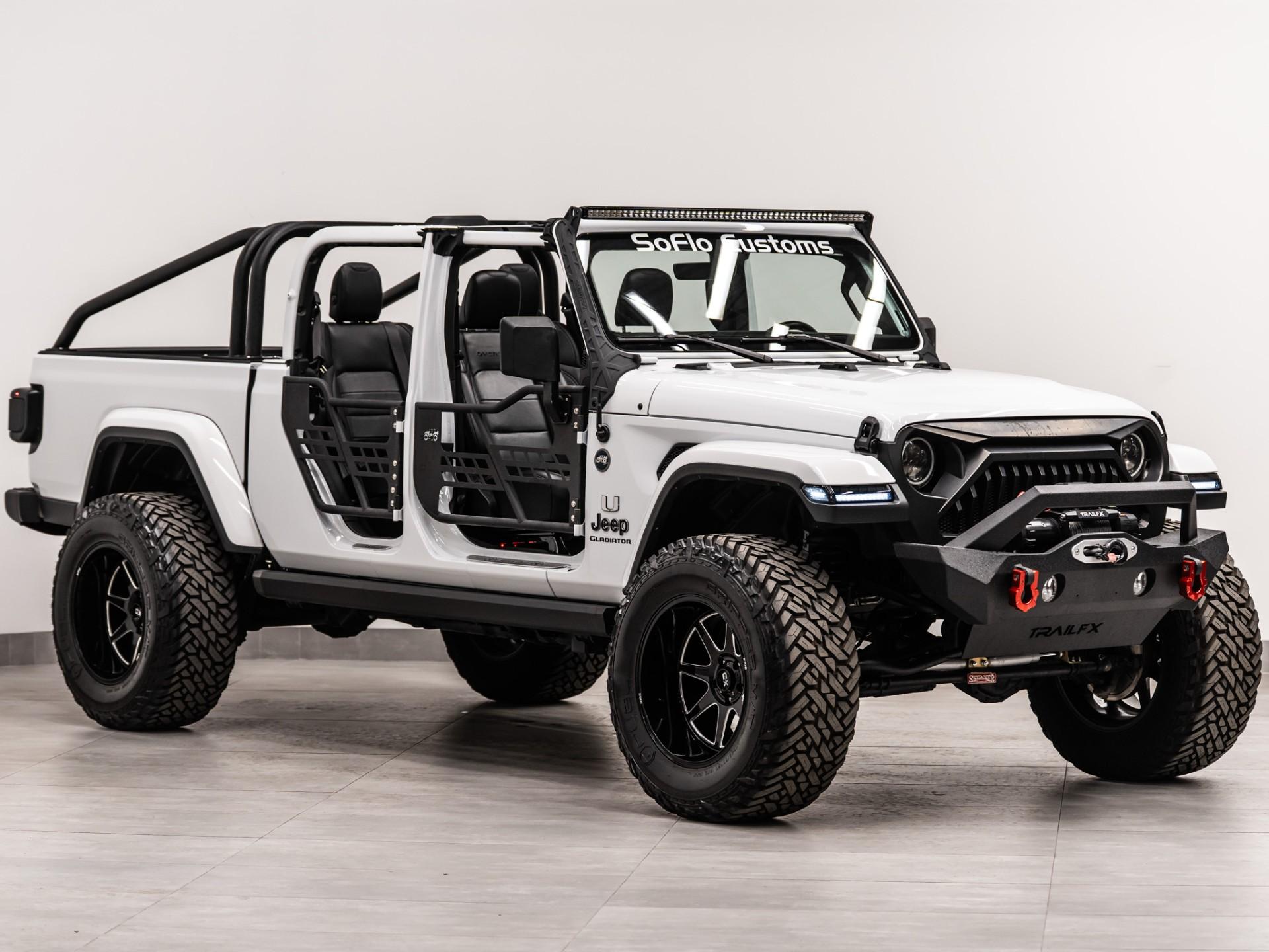 2021 JEEP GLADIATOR 4X4 in Bright White Clearcoat, photo 12 of 60