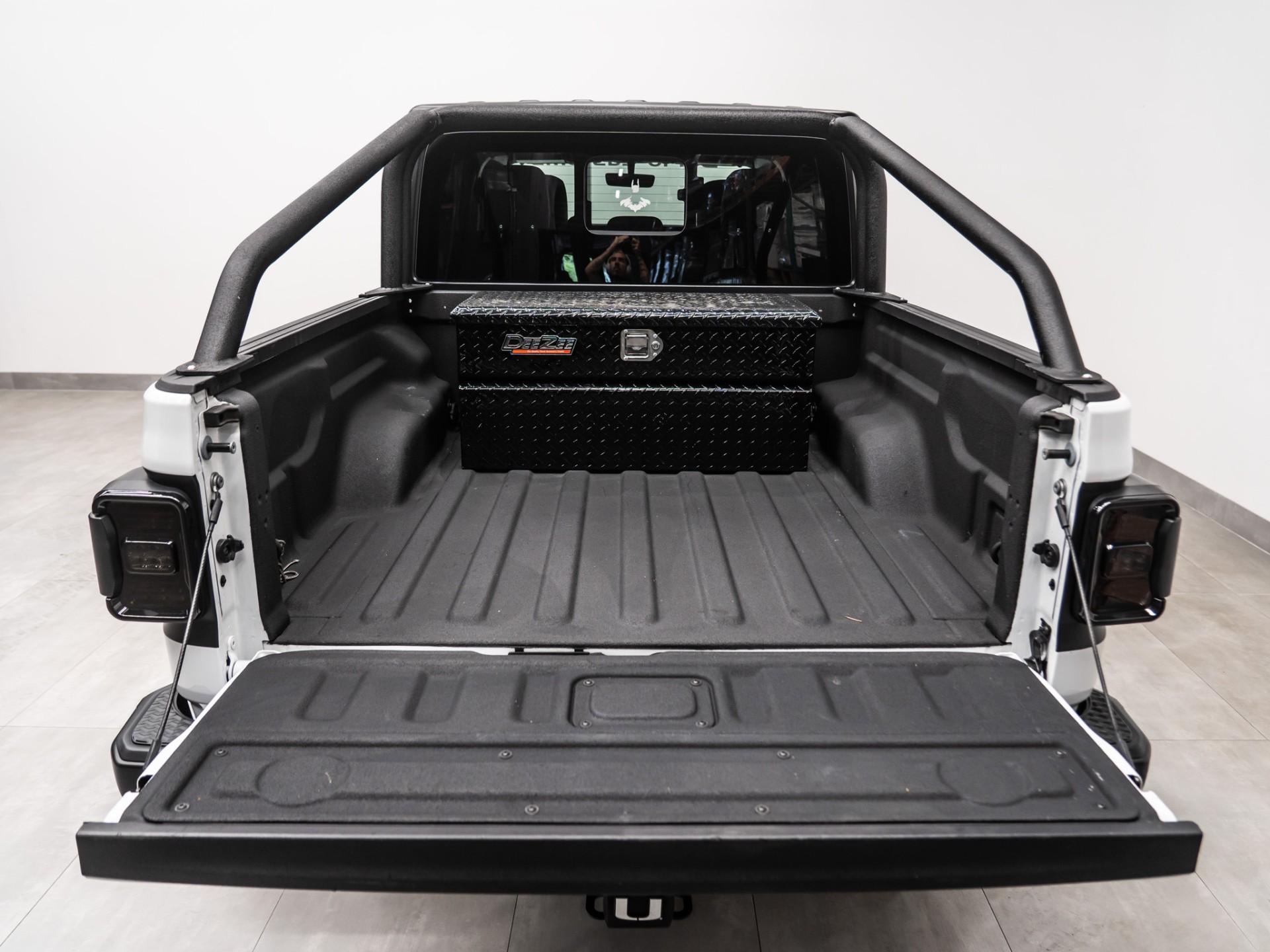 2021 JEEP GLADIATOR 4X4 in Bright White Clearcoat, photo 51 of 60