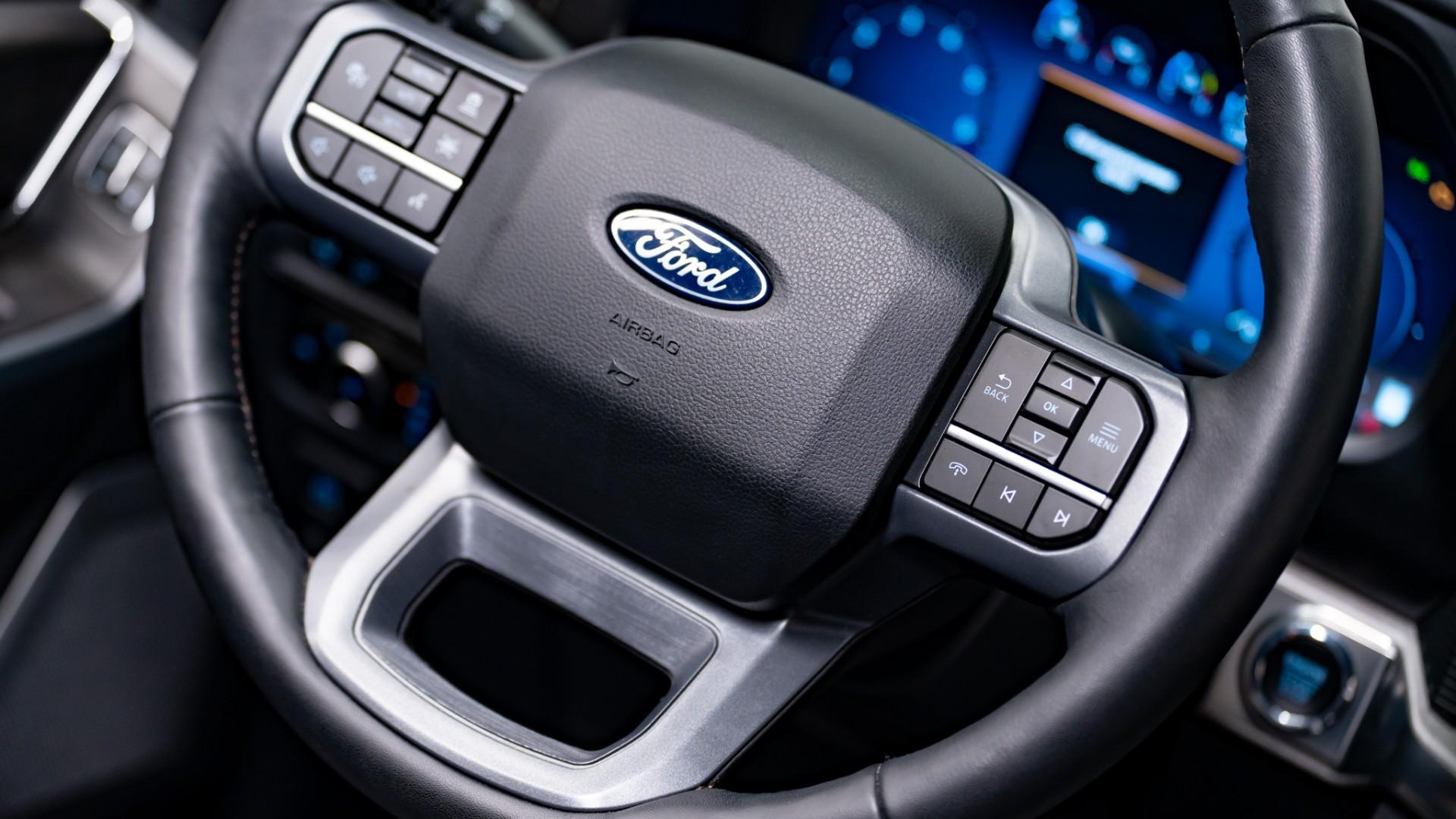 2024 FORD F-150 4X4 LARIAT in Agate Black Metallic, photo 50 of 58