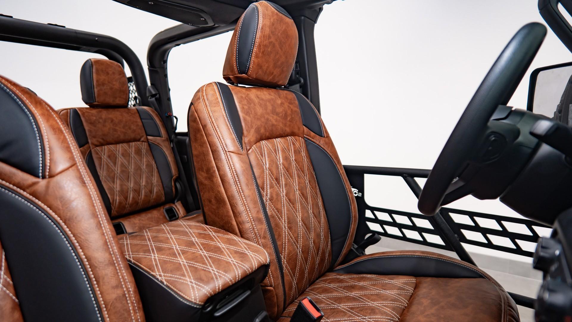 2026 JEEP GLADIATOR in Black, photo 33 of 60