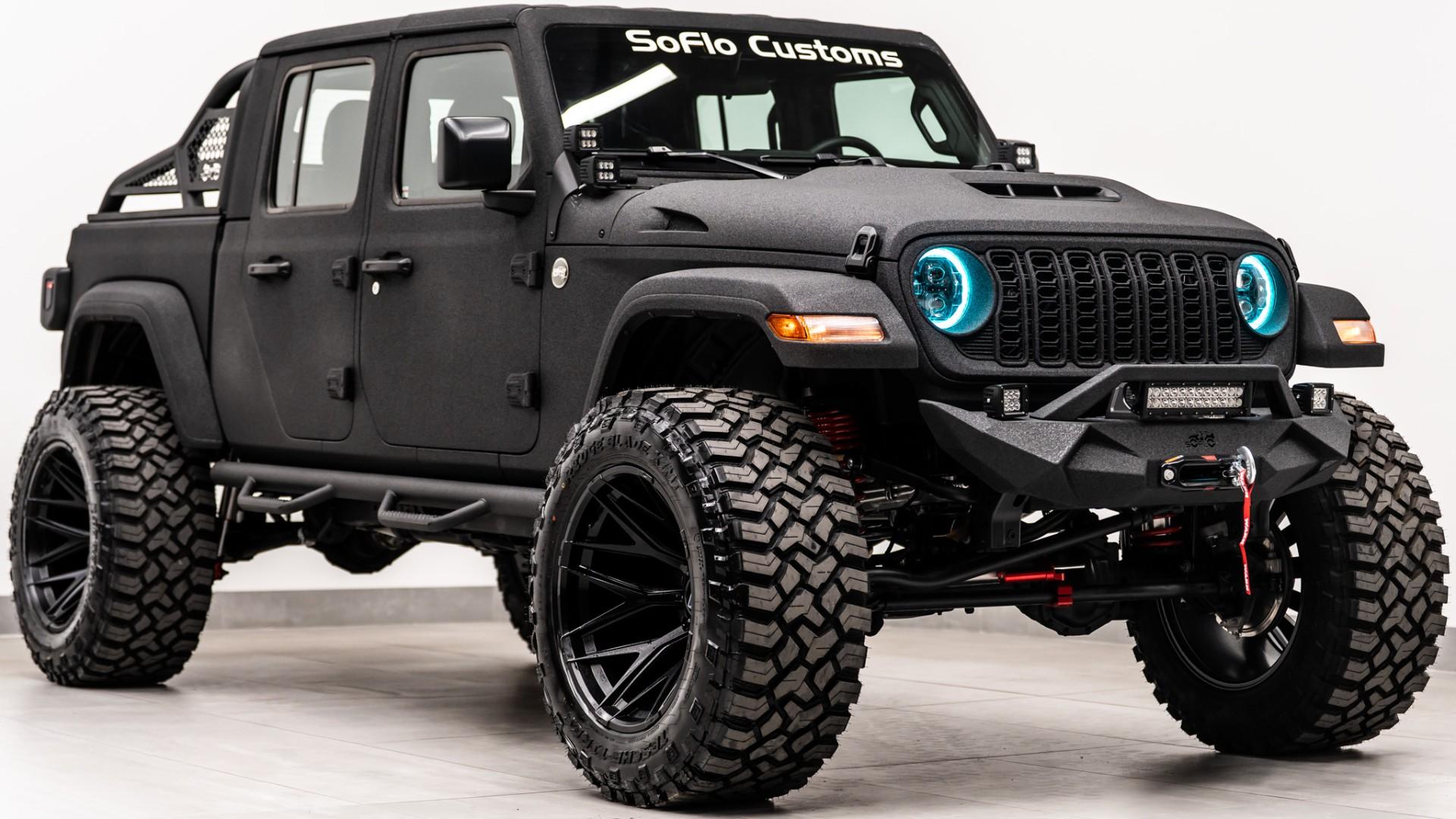 2026 JEEP GLADIATOR in Black, photo 5 of 60