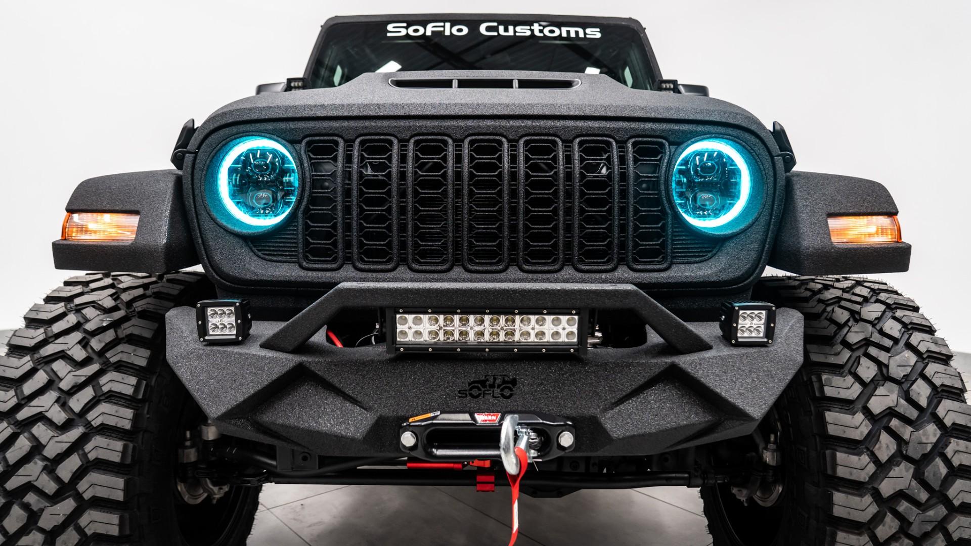 2026 JEEP GLADIATOR in Black, photo 45 of 60