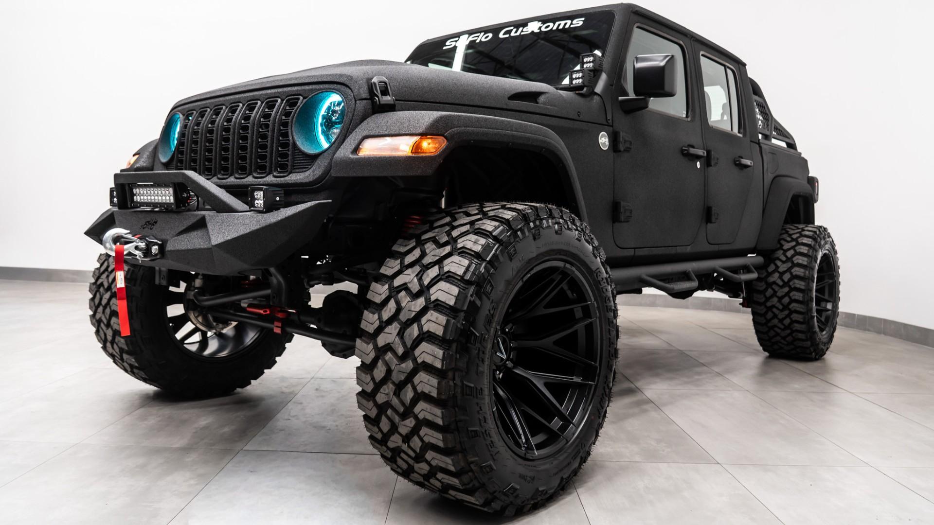 2026 JEEP GLADIATOR in Black, photo 47 of 60