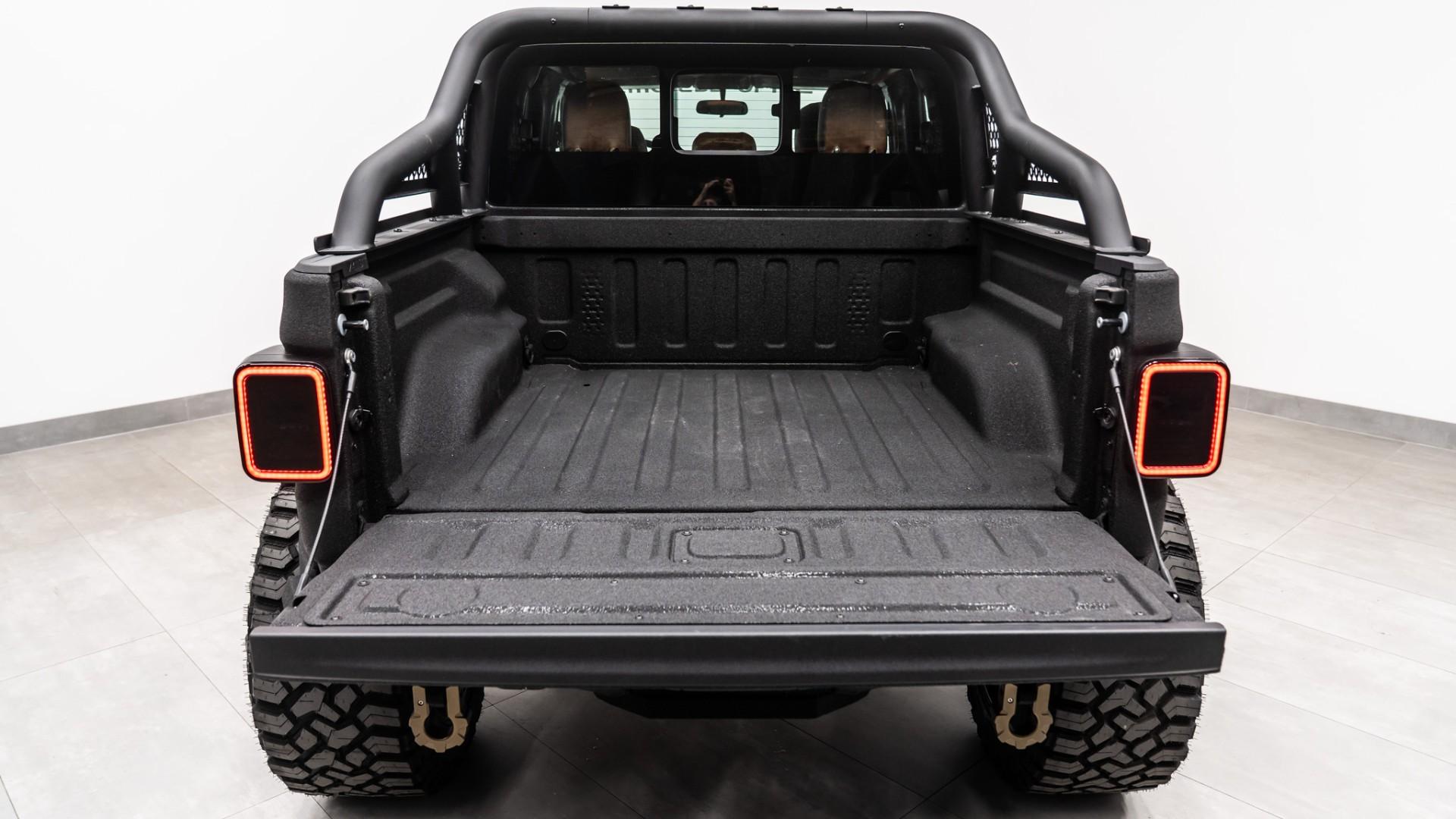 2026 JEEP GLADIATOR in Black, photo 49 of 60