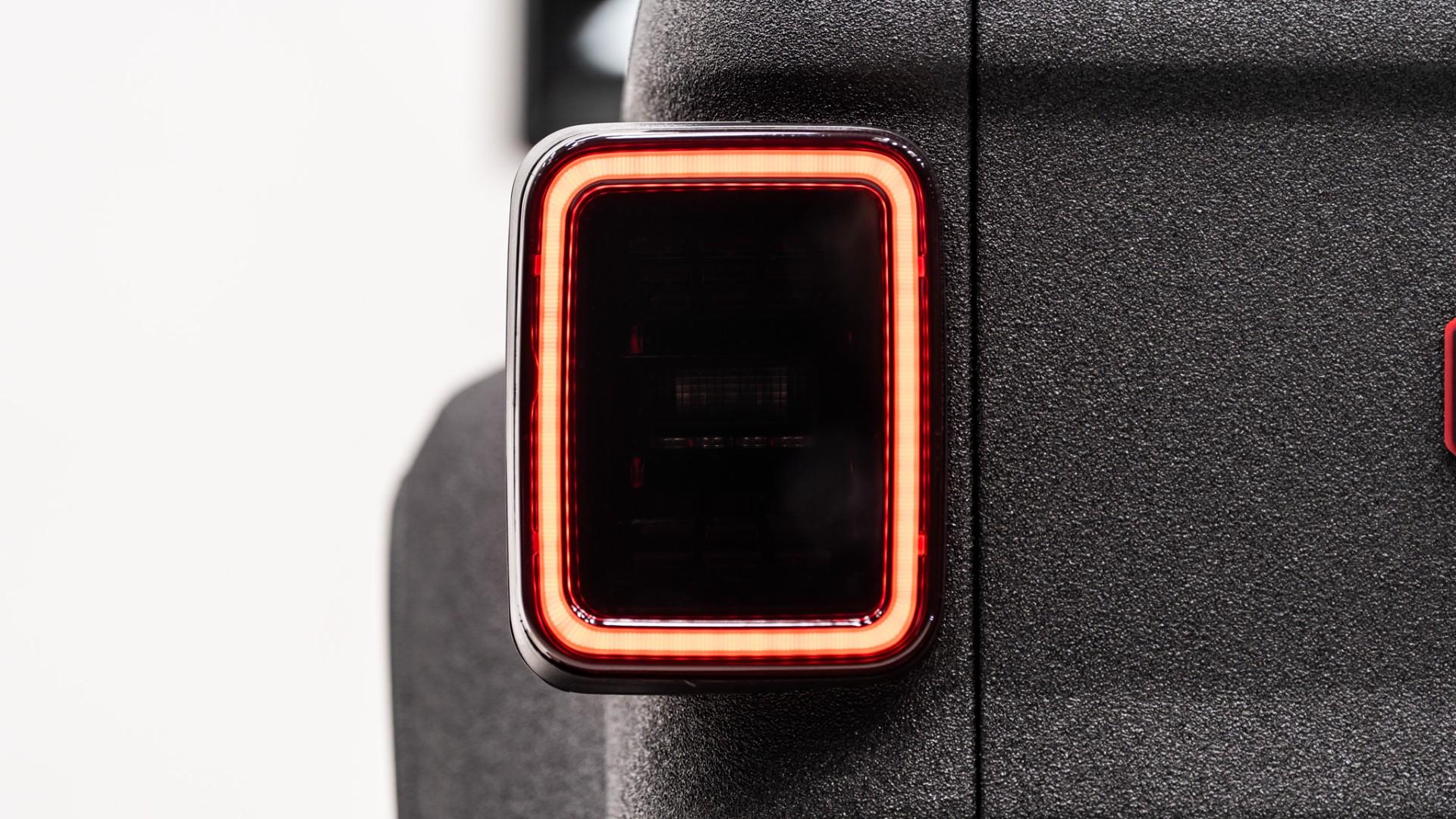 2026 JEEP GLADIATOR in Black, photo 54 of 60