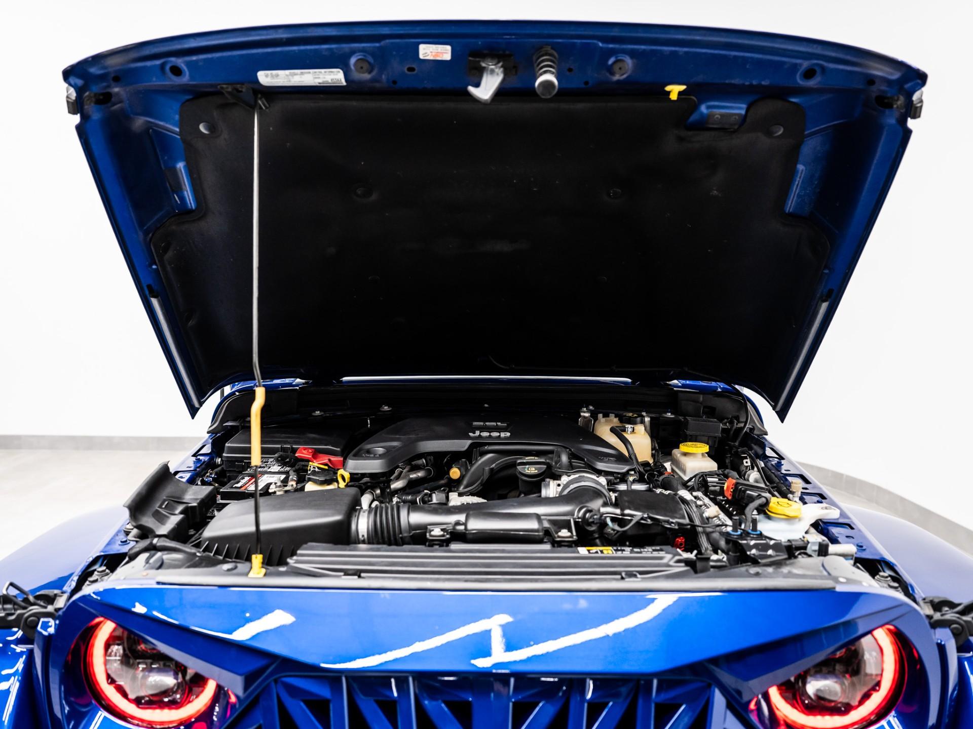 2020 JEEP WRANGLER in Ocean Blue Metallic Clearcoat, photo 24 of 51