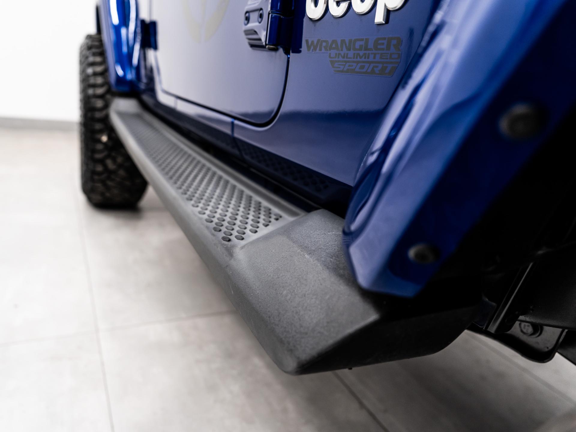 2020 JEEP WRANGLER in Ocean Blue Metallic Clearcoat, photo 28 of 51