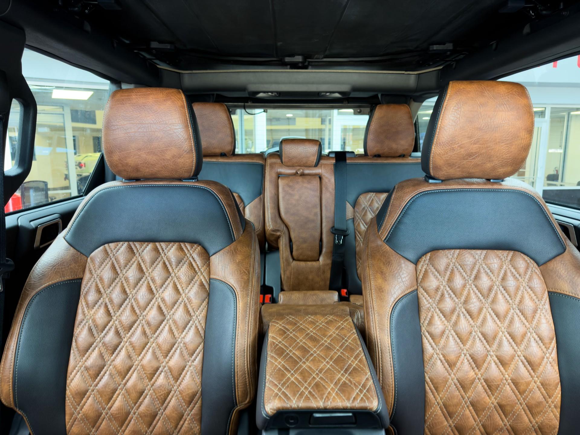 2026 FORD BRONCO 4X4 in Tan, photo 5 of 40