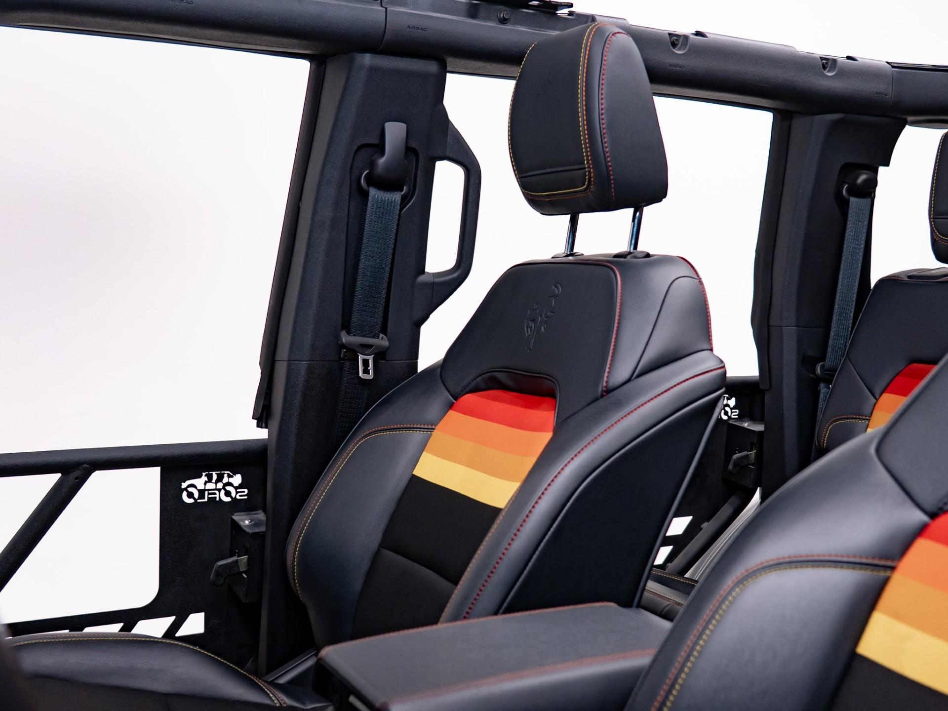 2025 FORD BRONCO 4X4 in Black, photo 29 of 60