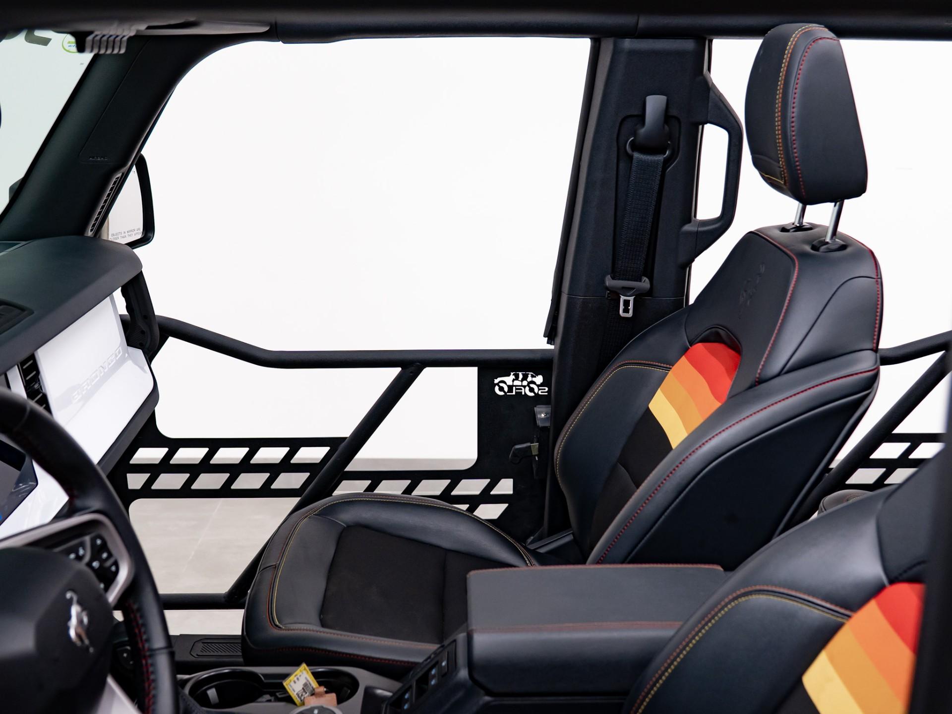 2025 FORD BRONCO 4X4 in Black, photo 31 of 60