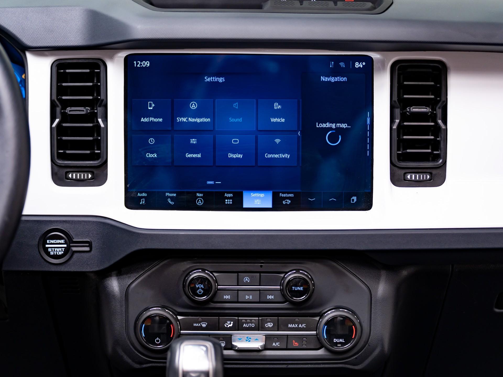 2025 FORD BRONCO 4X4 in Black, photo 33 of 60