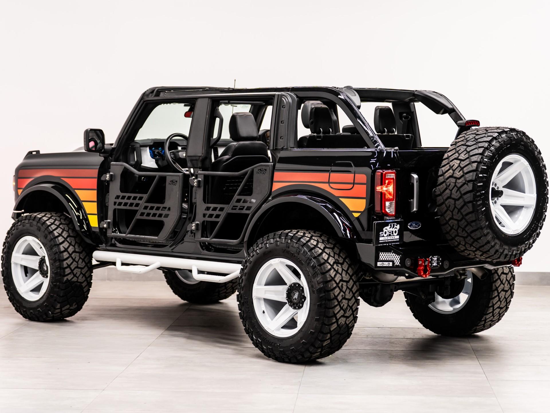 2025 FORD BRONCO 4X4 in Black, photo 15 of 60