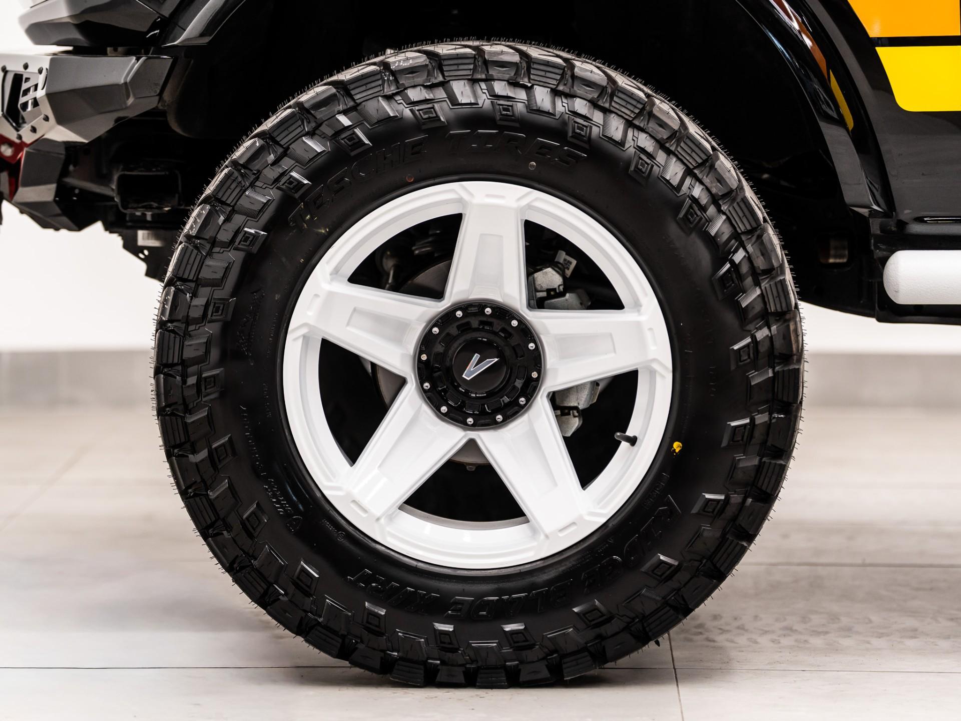 2025 FORD BRONCO 4X4 in Black, photo 58 of 60