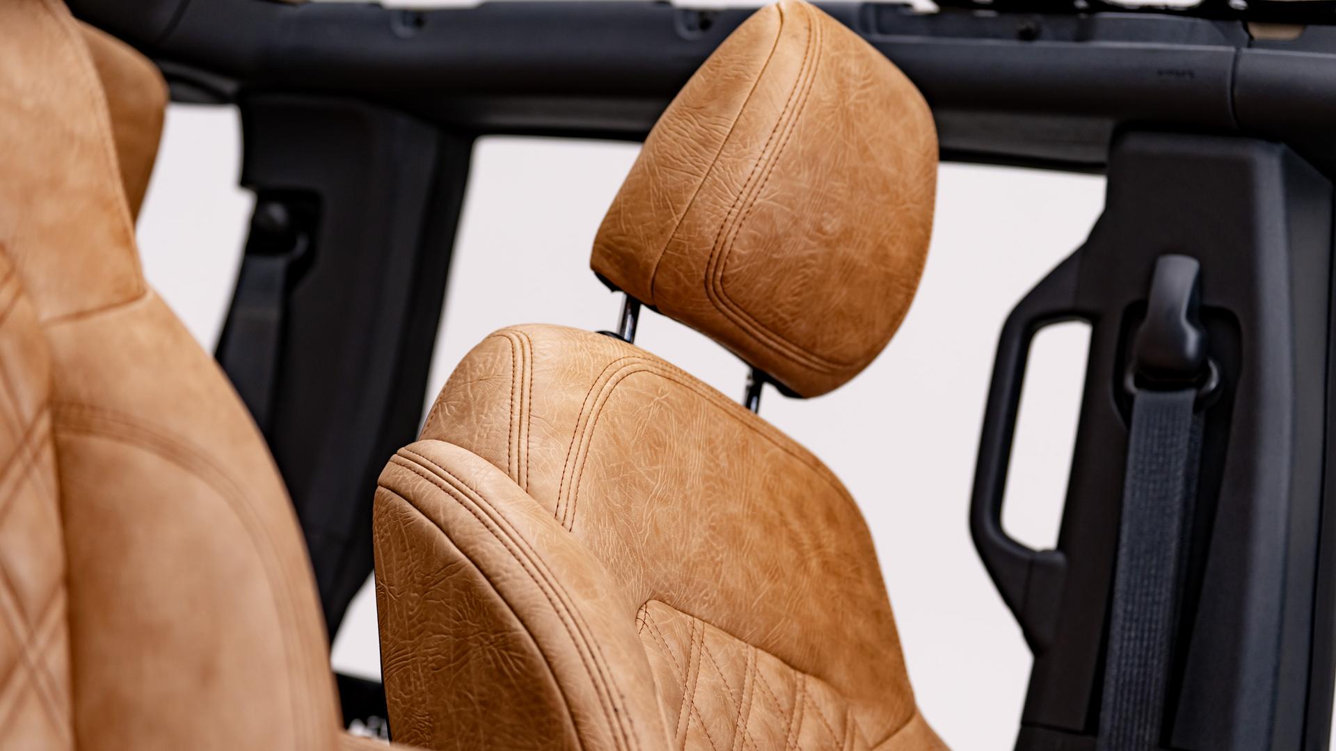 2026 FORD BRONCO in Tan, photo 37 of 58
