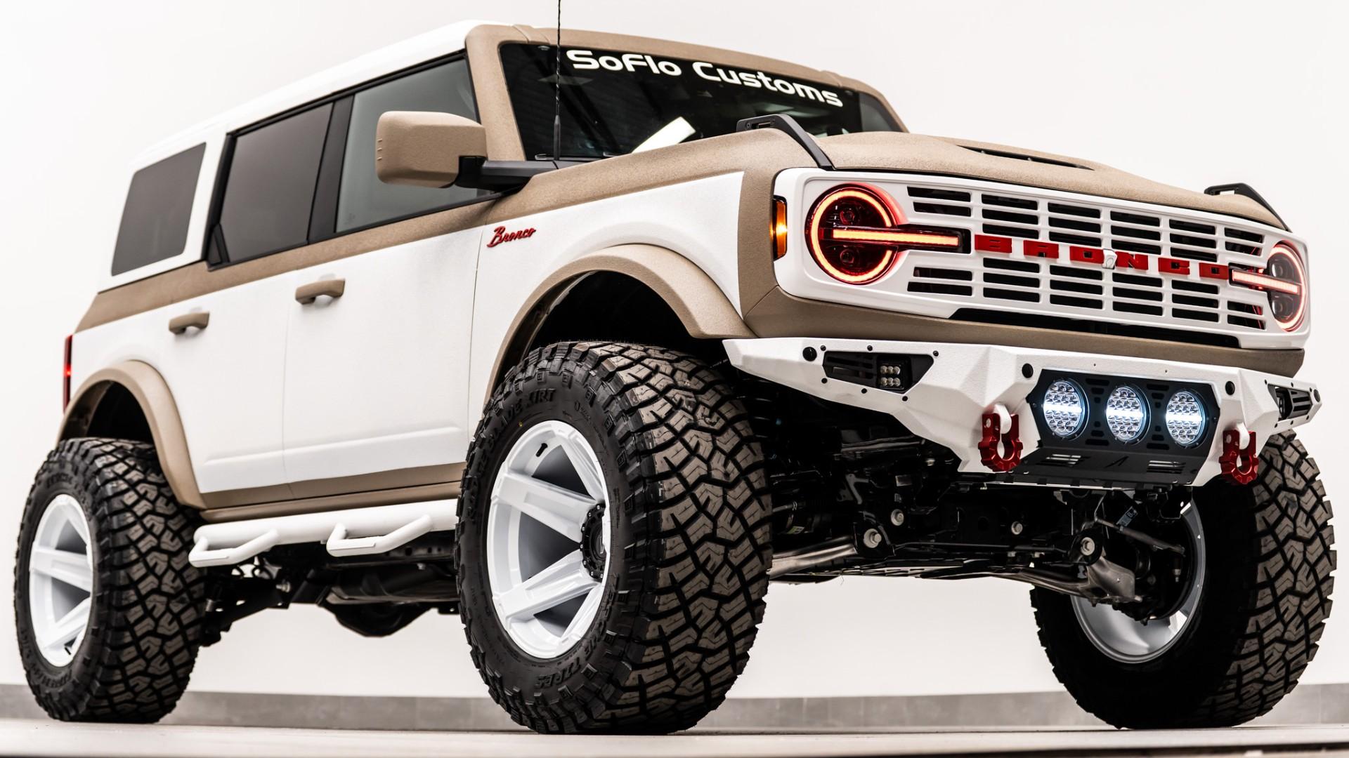2026 FORD BRONCO in Tan, photo 44 of 58