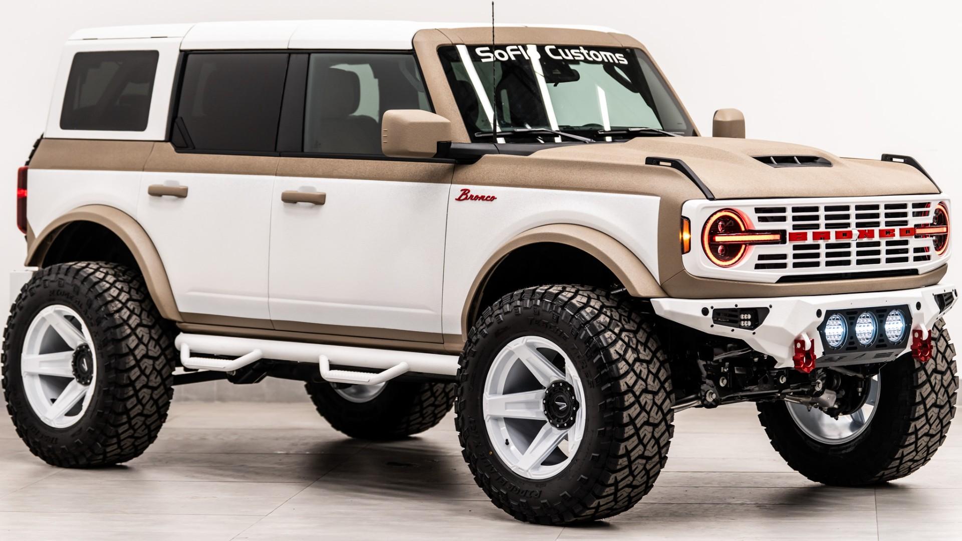 2026 FORD BRONCO in Tan, photo 6 of 58