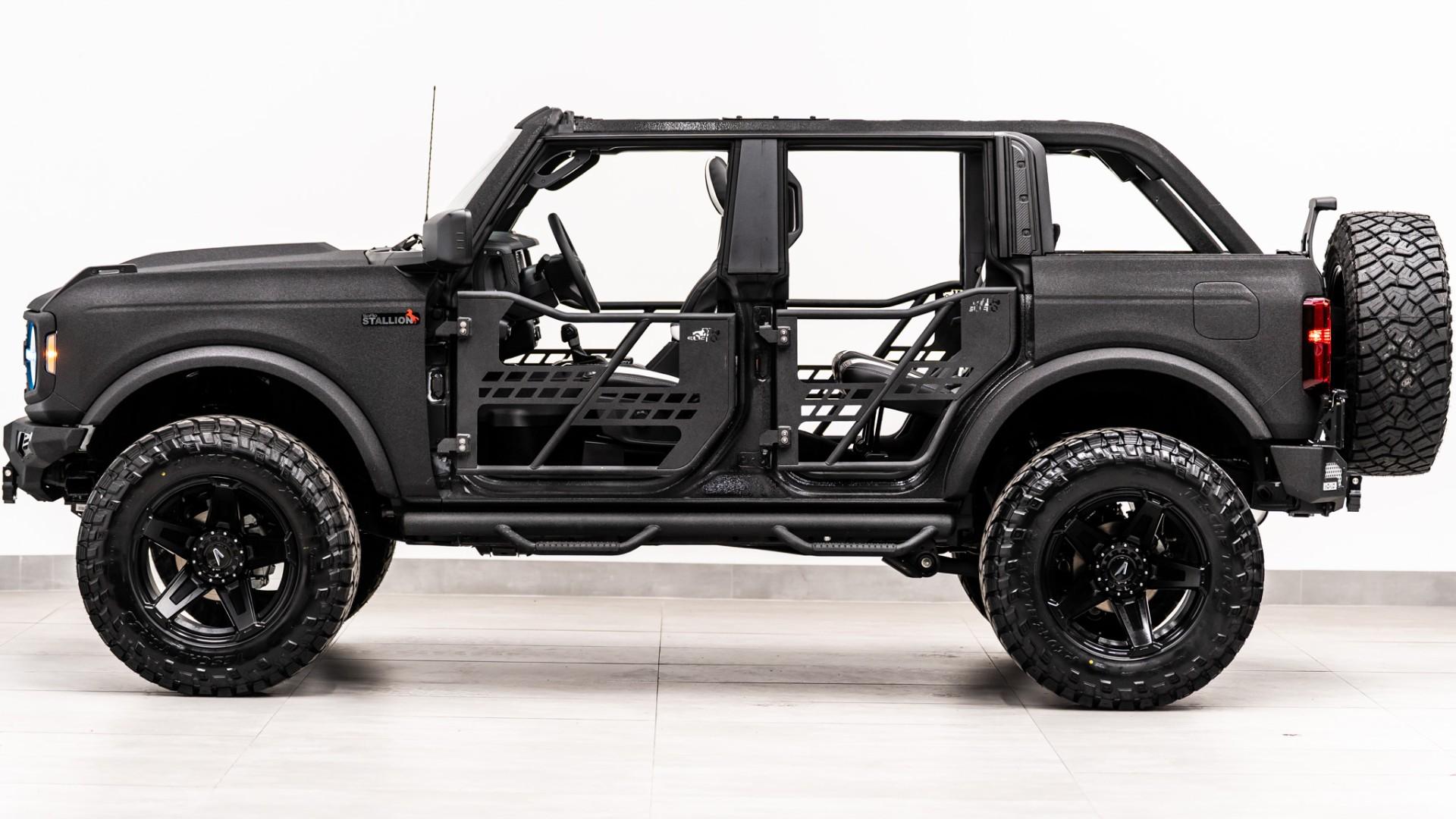 2026 FORD BRONCO 4X4 in Black, photo 18 of 60