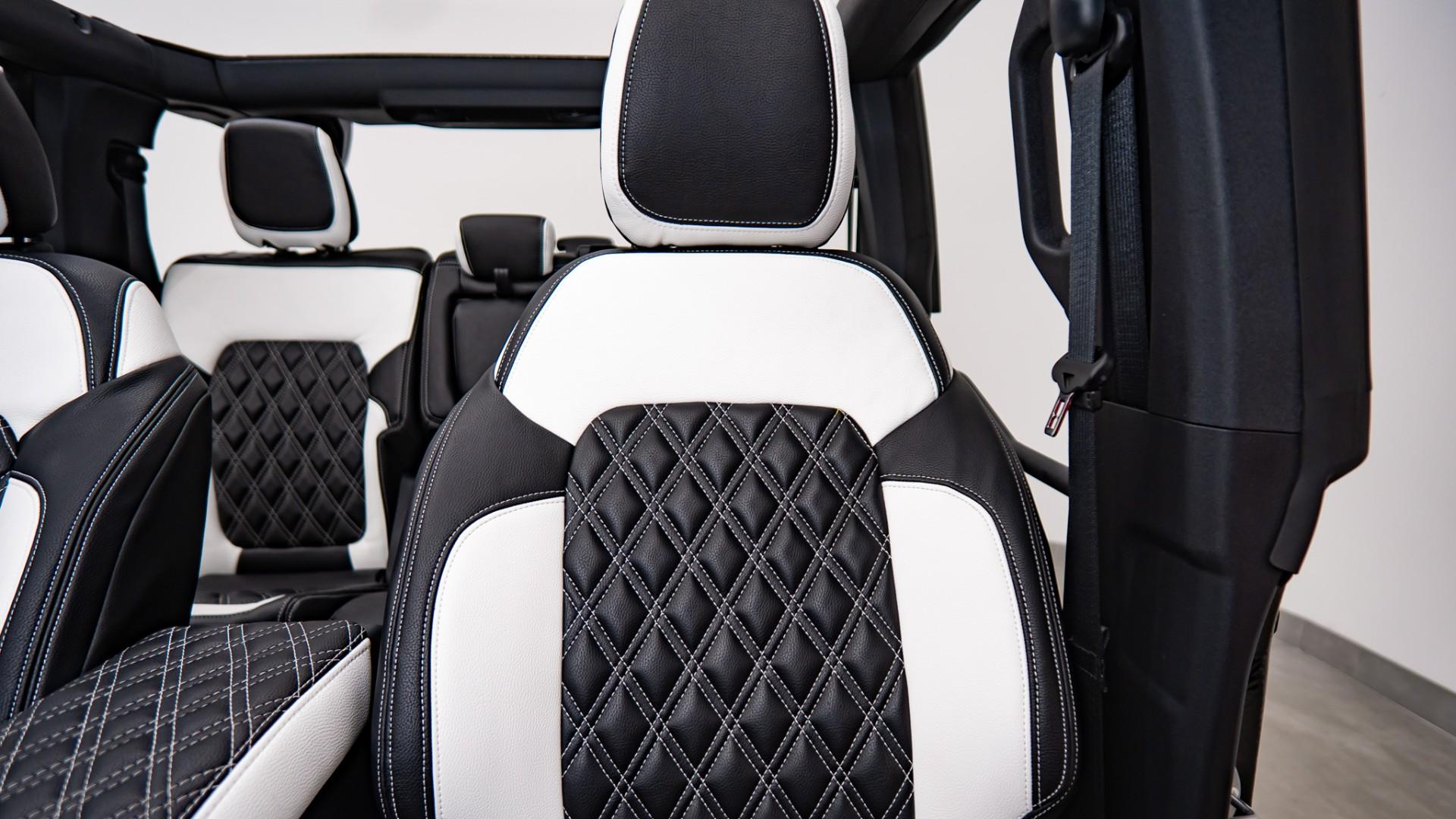2026 FORD BRONCO 4X4 in Black, photo 25 of 60