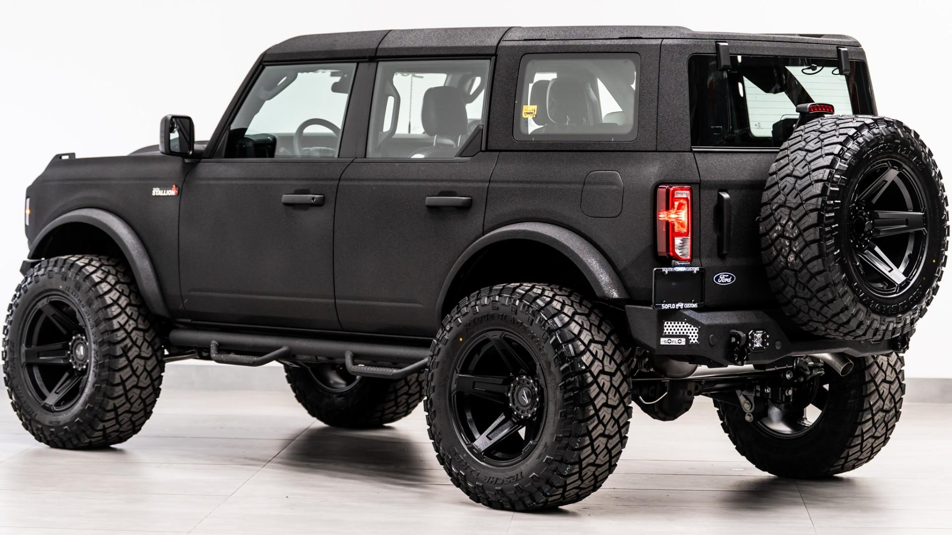 2026 FORD BRONCO 4X4 in Black, photo 11 of 60