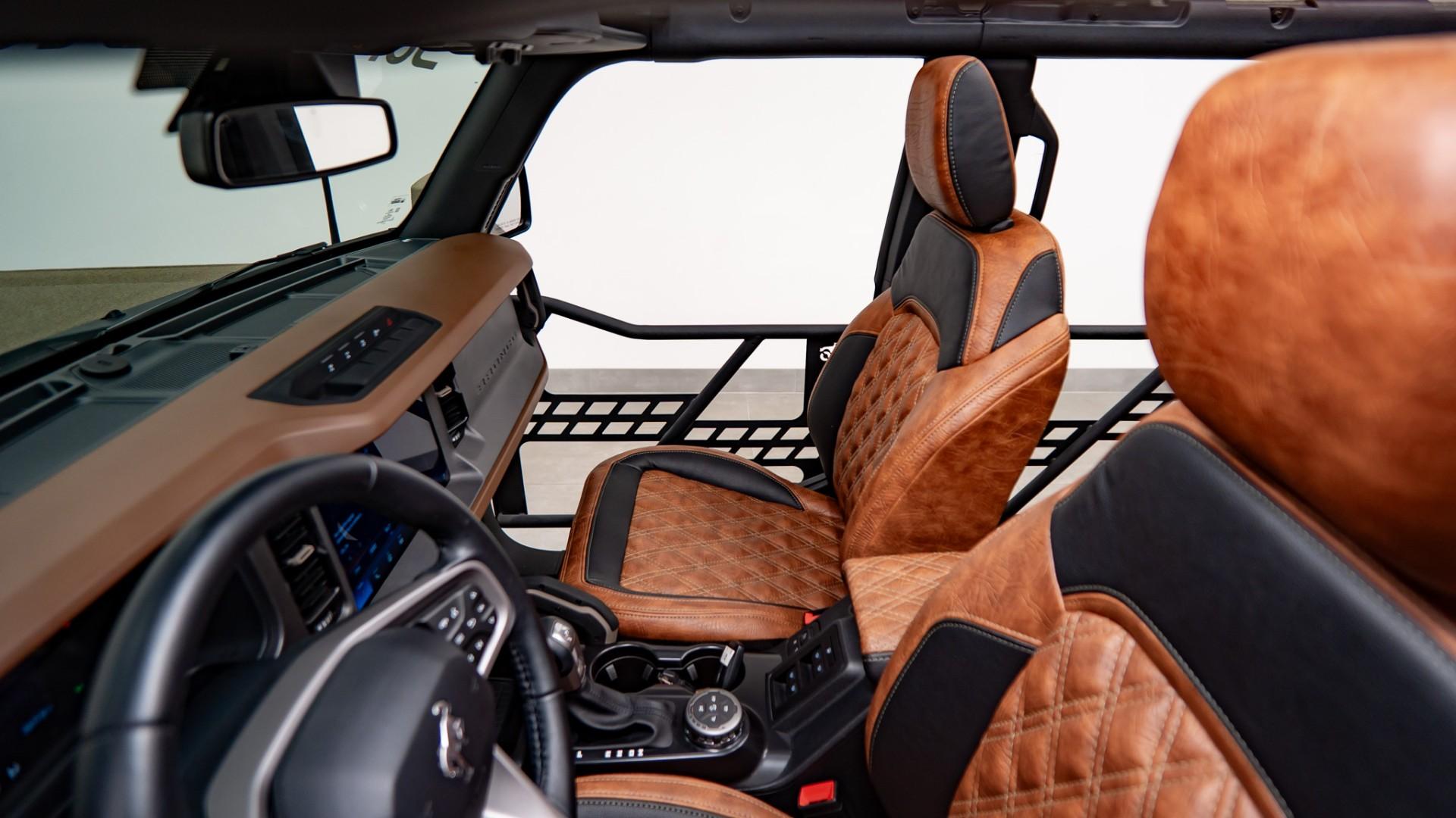 2024 FORD BRONCO in Tan, photo 31 of 59