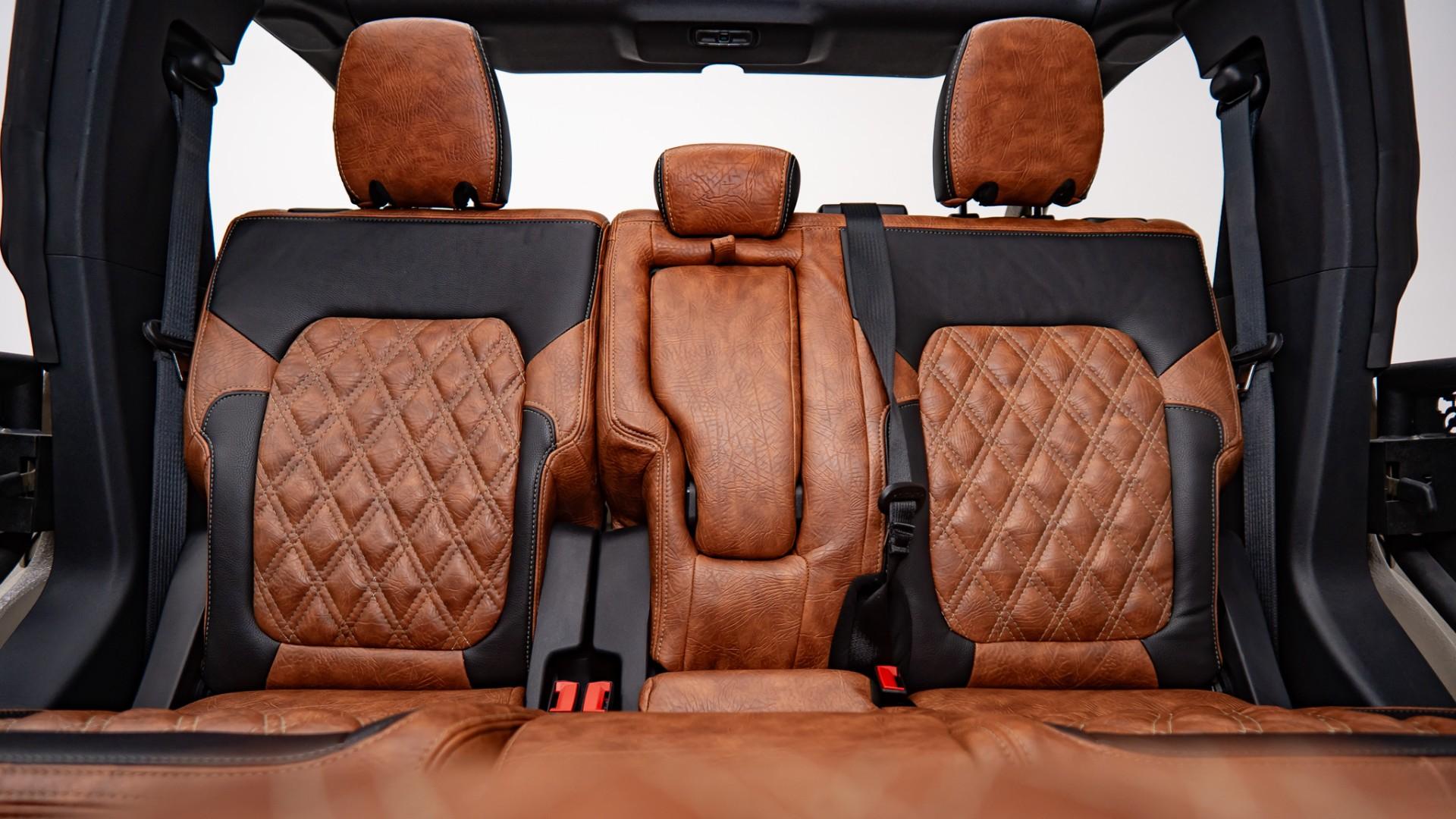2024 FORD BRONCO in Tan, photo 34 of 59