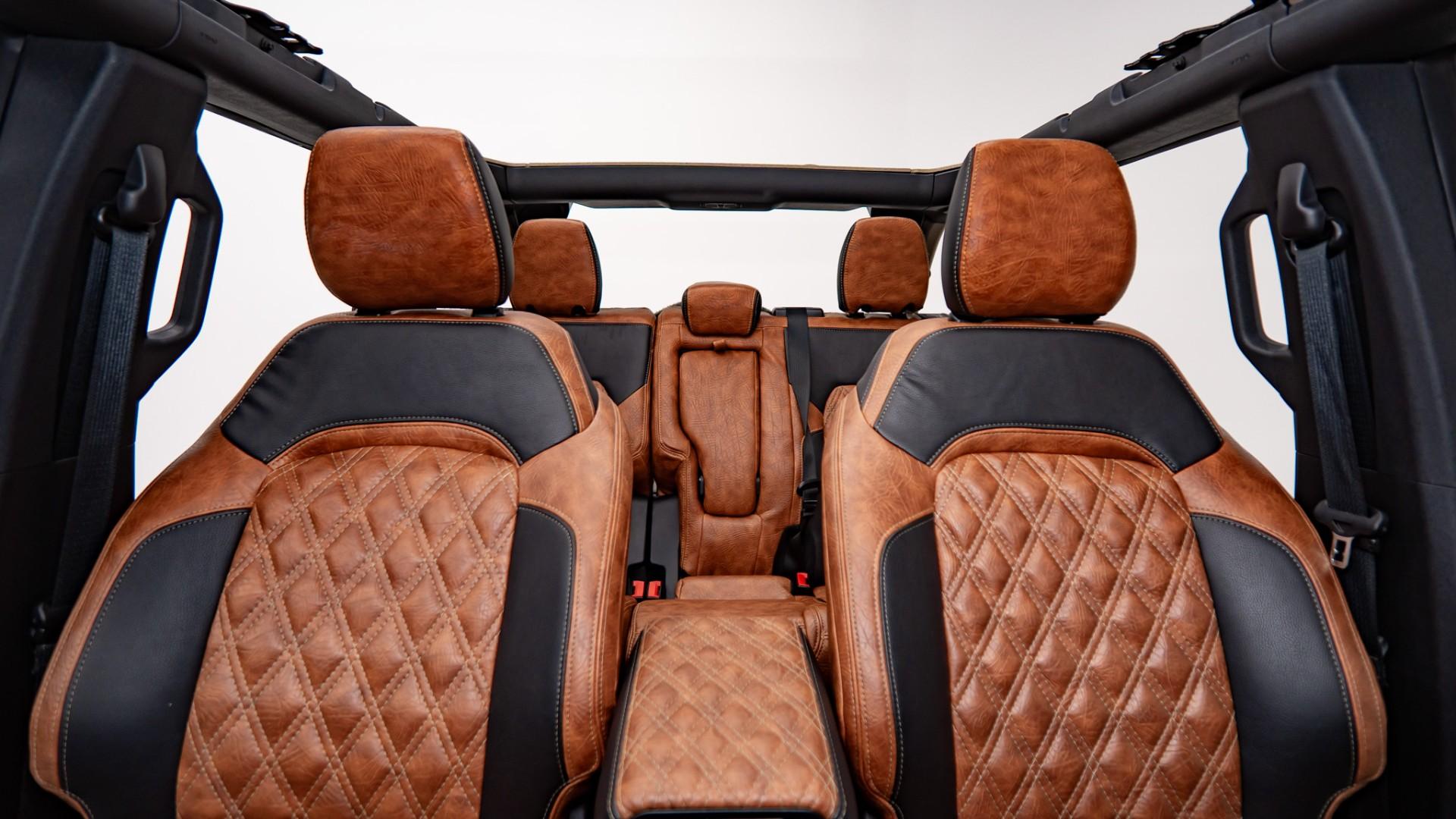 2024 FORD BRONCO in Tan, photo 23 of 59