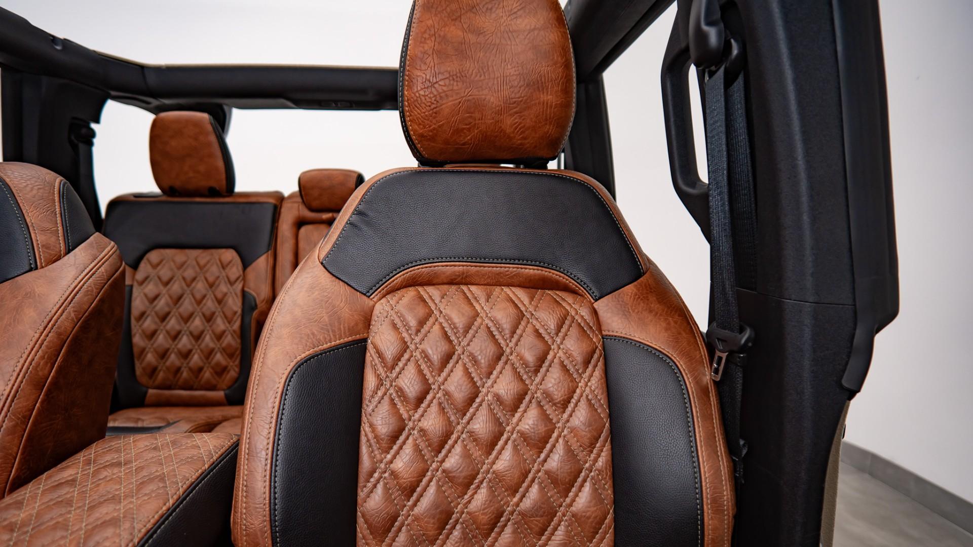 2024 FORD BRONCO in Tan, photo 37 of 59