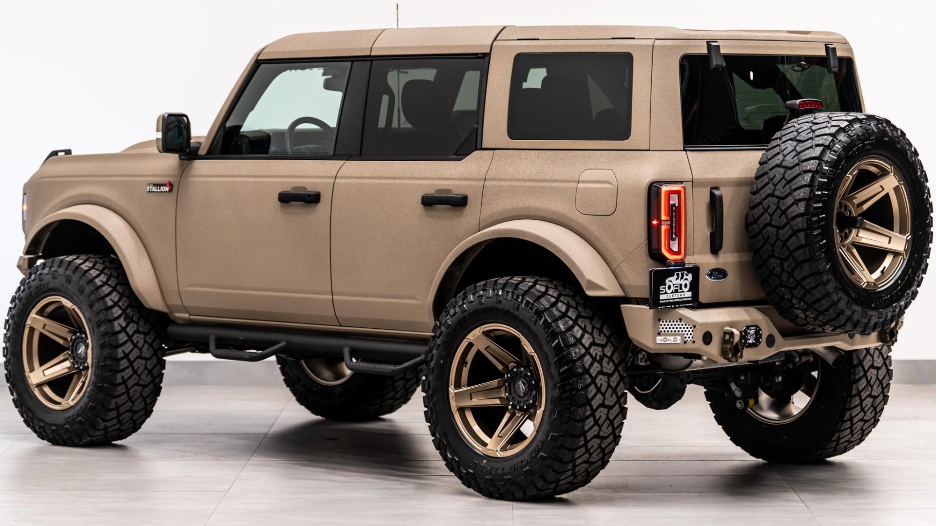 2024 FORD BRONCO in Tan, photo 10 of 59