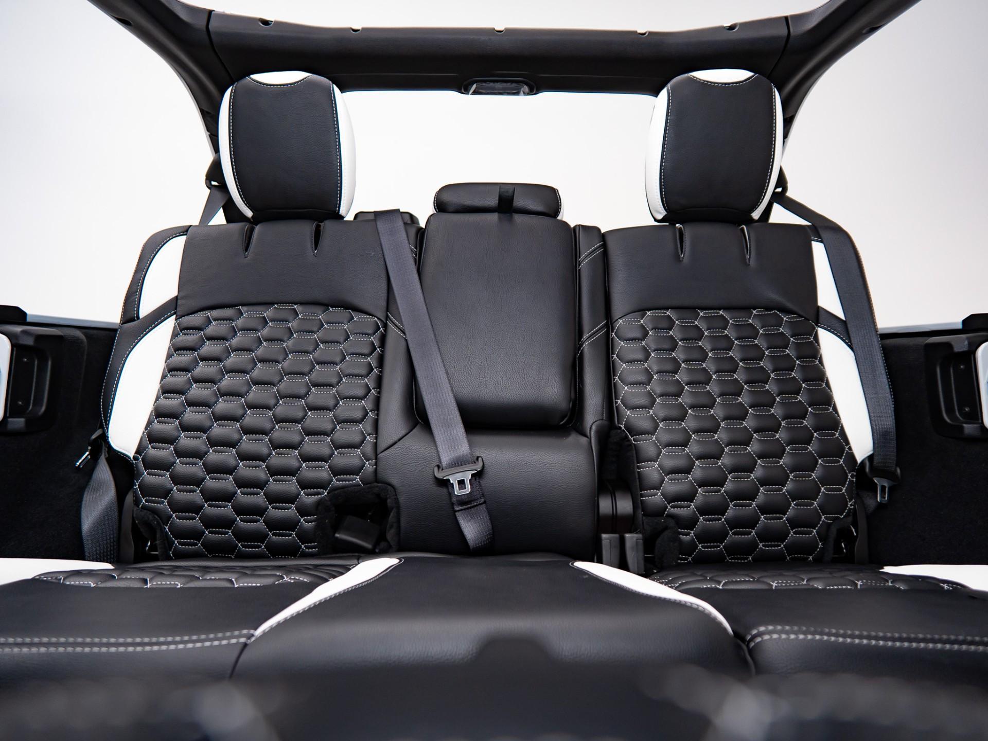 2025 JEEP WRANGLER 4XE in White, photo 31 of 60