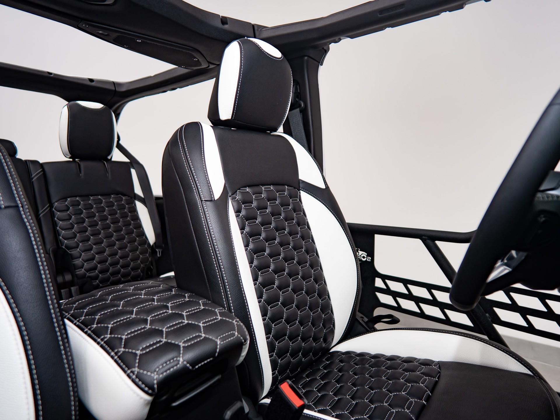 2025 JEEP WRANGLER 4XE in White, photo 32 of 60