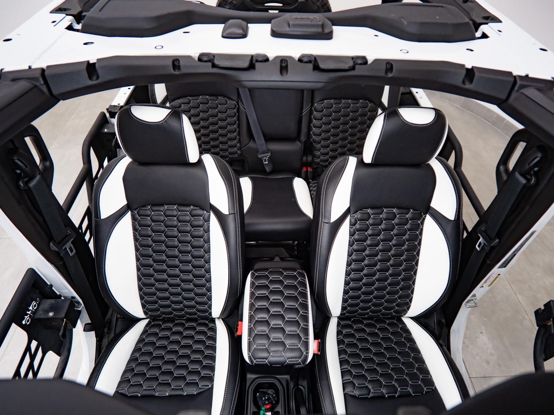 2025 JEEP WRANGLER 4XE in White, photo 33 of 60