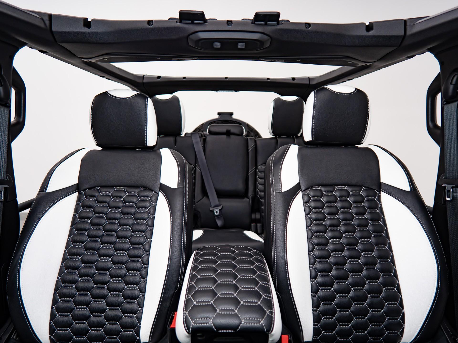 2025 JEEP WRANGLER 4XE in White, photo 35 of 60