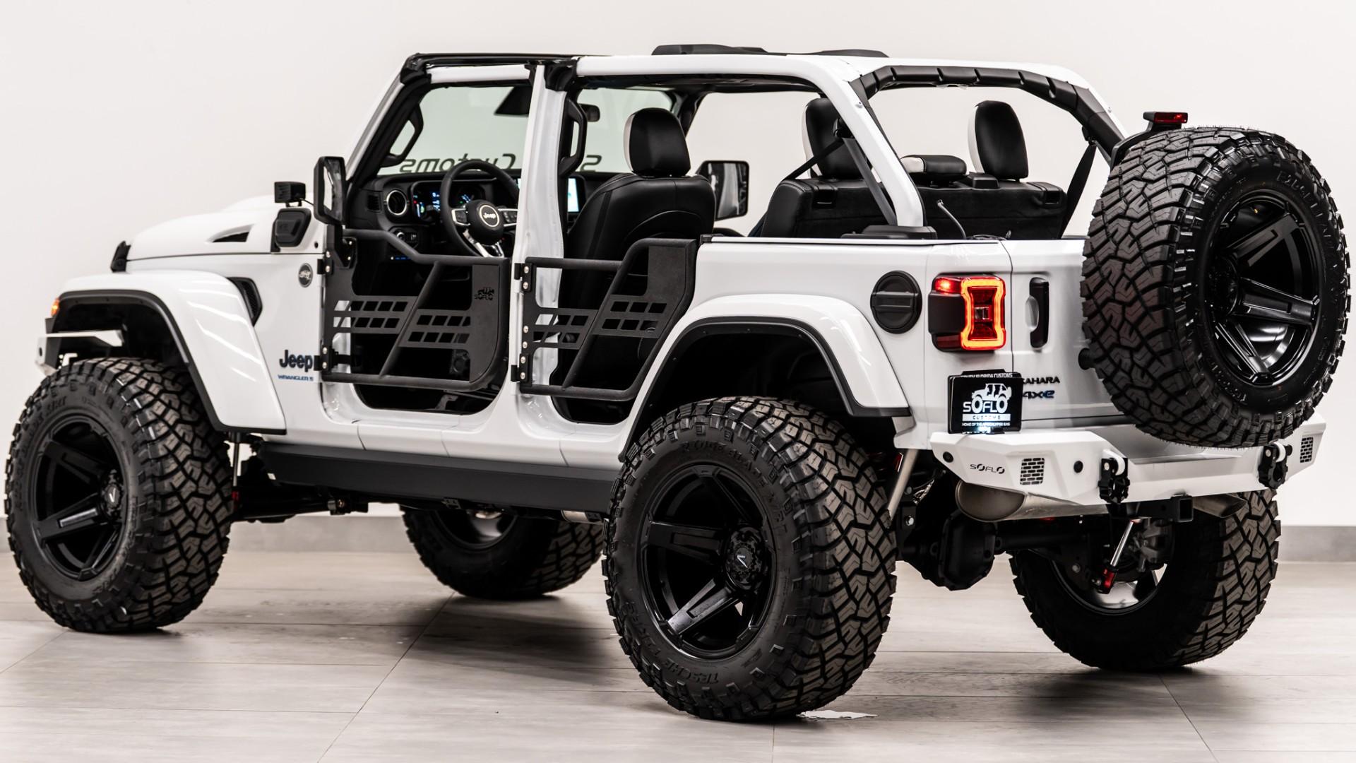 2025 JEEP WRANGLER 4XE in White, photo 14 of 60