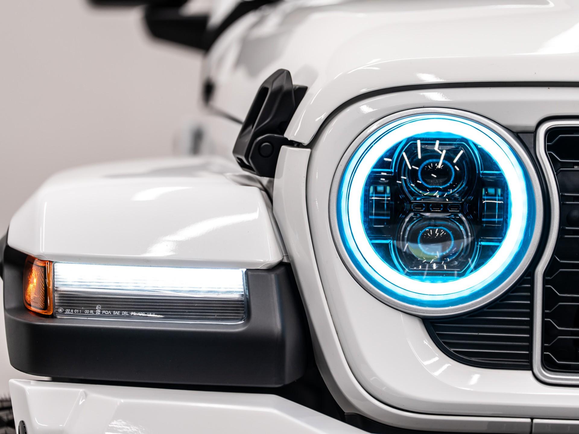 2025 JEEP WRANGLER 4XE in White, photo 47 of 60