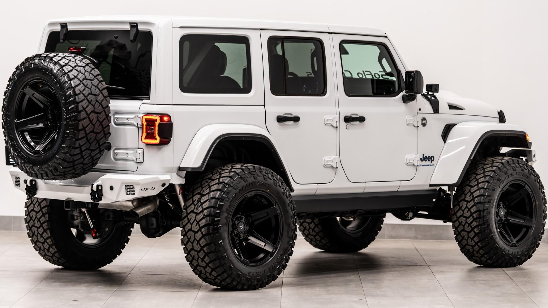 2025 JEEP WRANGLER 4XE in White, photo 8 of 60