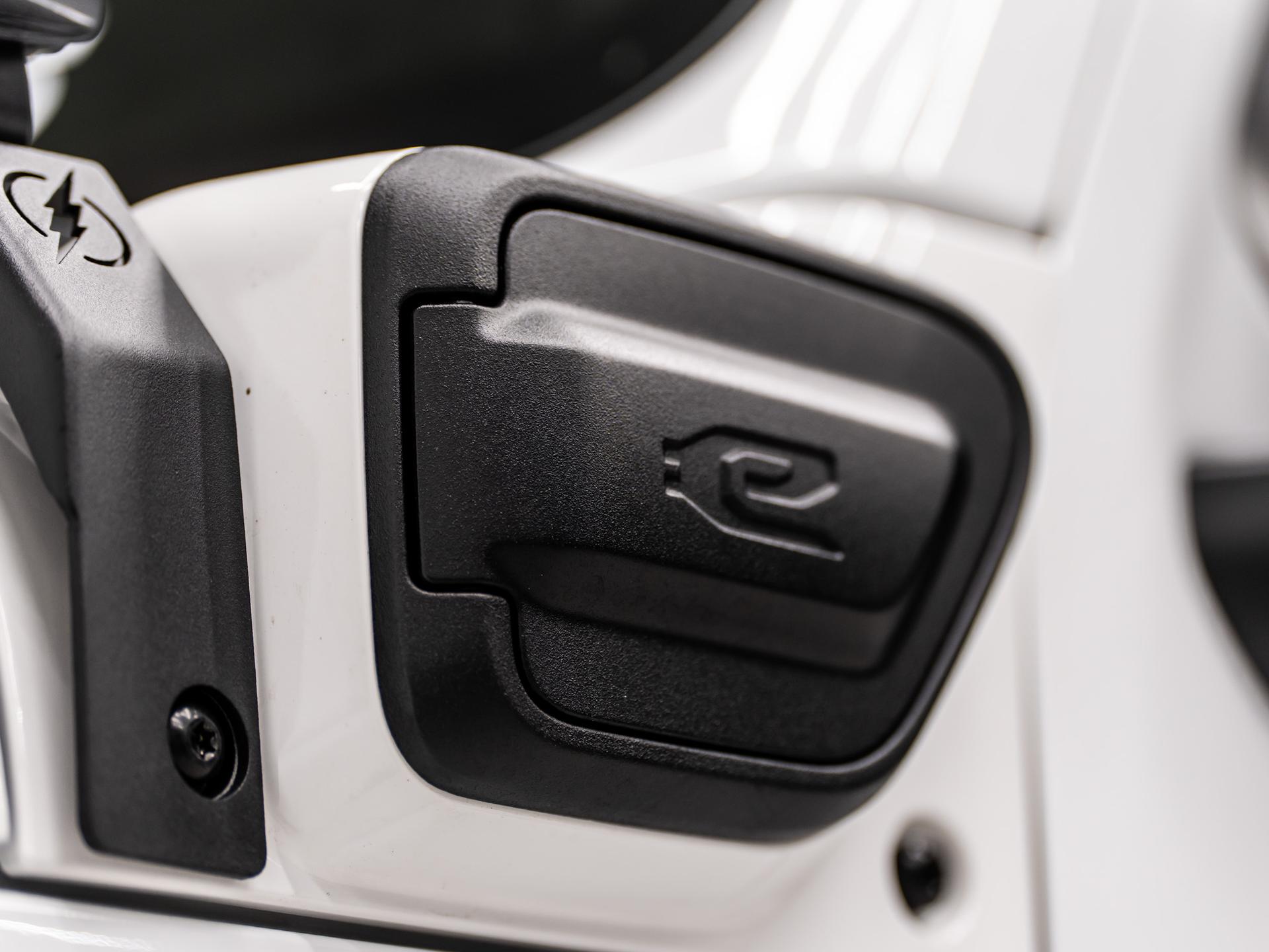2025 JEEP WRANGLER 4XE in White, photo 57 of 60