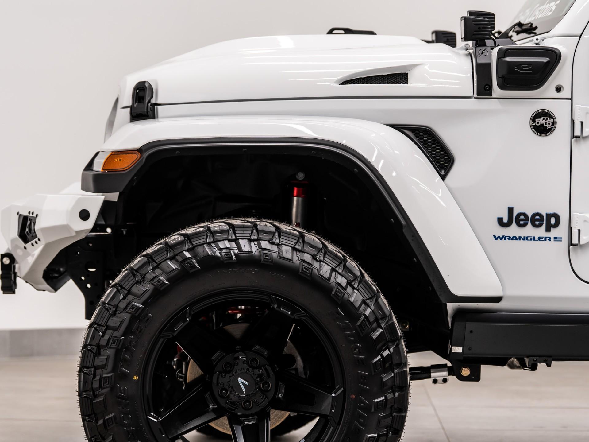 2025 JEEP WRANGLER 4XE in White, photo 58 of 60