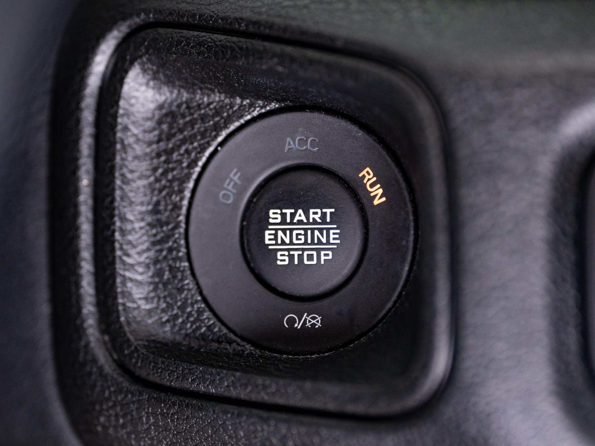 2024 JEEP WRANGLER 4XE in Tan, photo 21 of 60